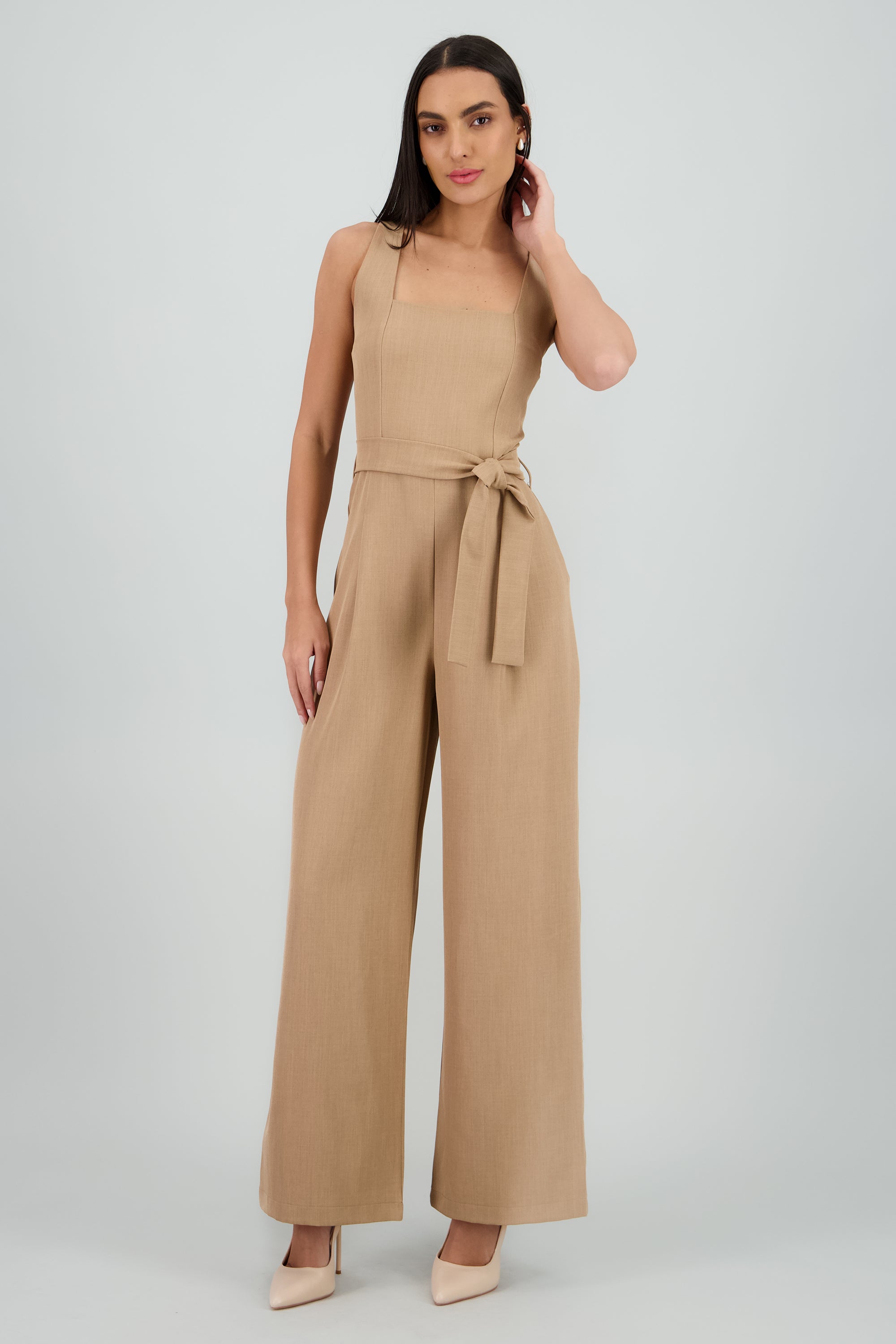 Jumpsuit tirantes detalle cinturon CAMELLO