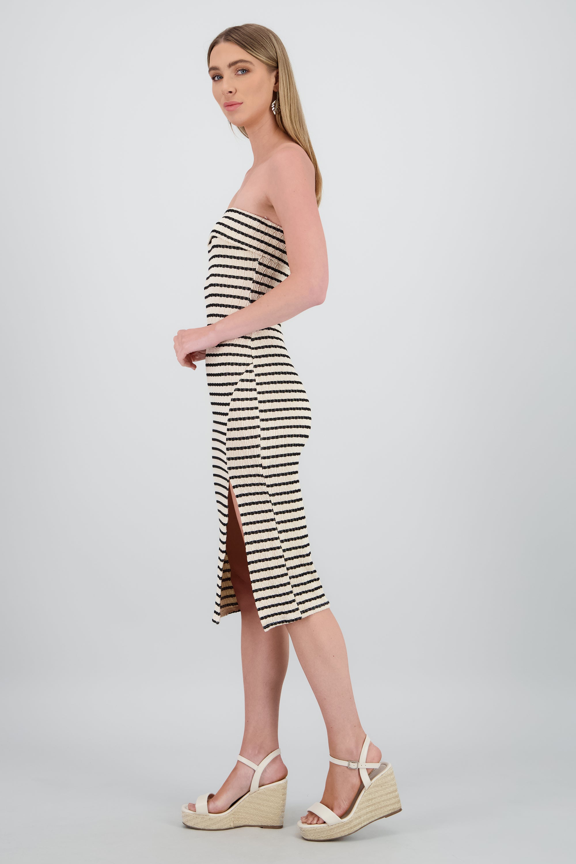 Vestido strapless estampado rayas HUESO COMBO