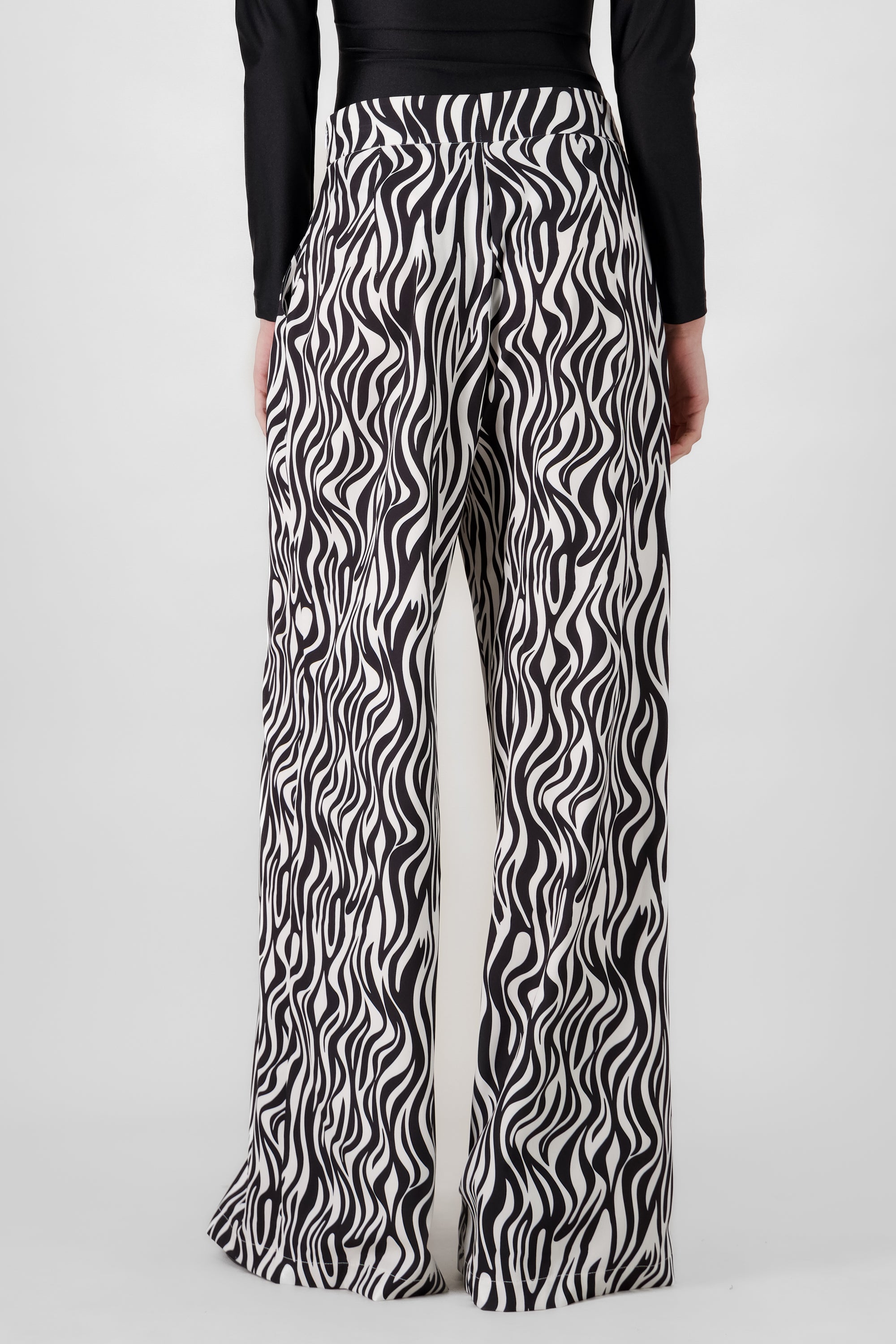 Est zebra pants White black