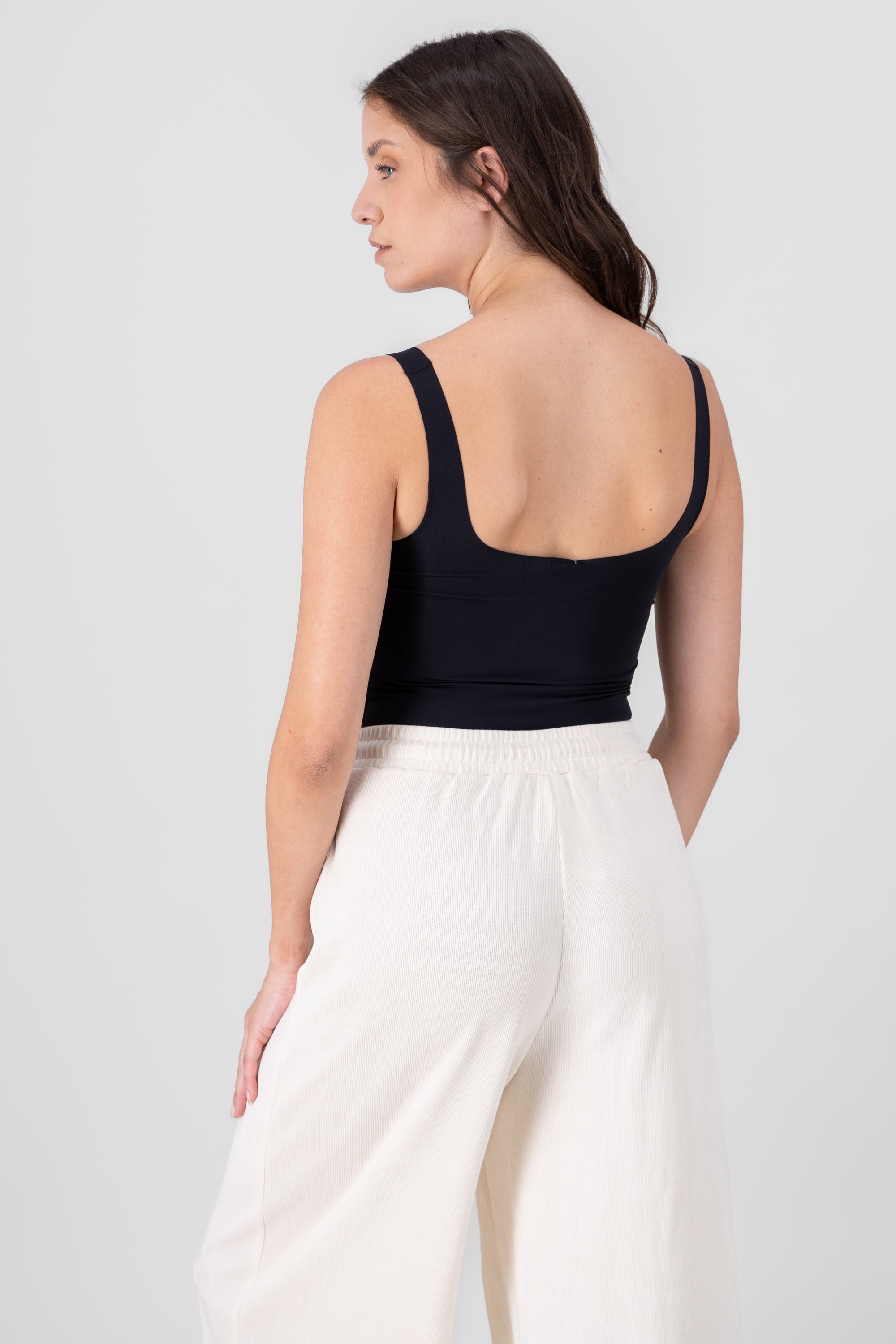 Top escote cuadrado NEGRO