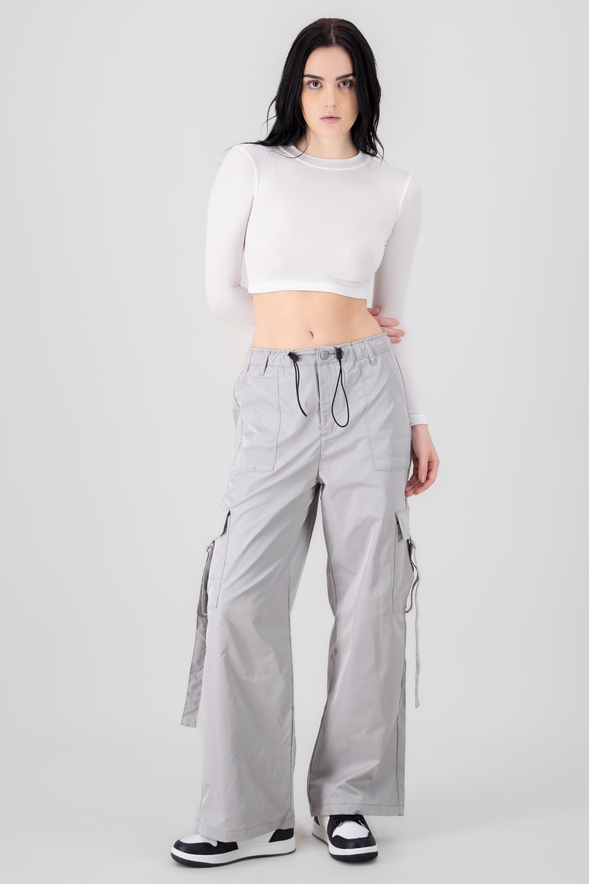Pantalon cargo amplio GRIS