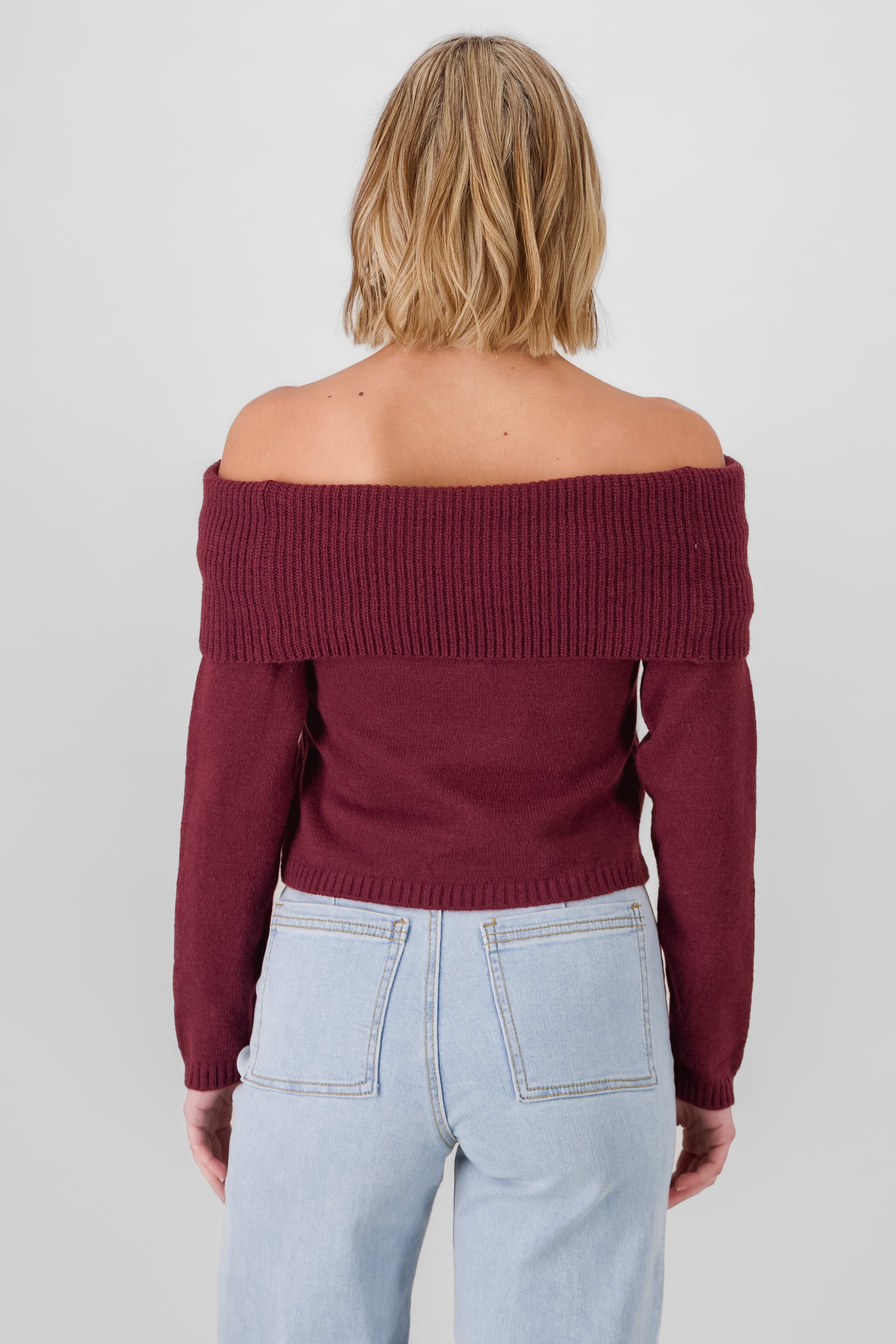 Nueter Off Shoulder Smooth fabric CAME
