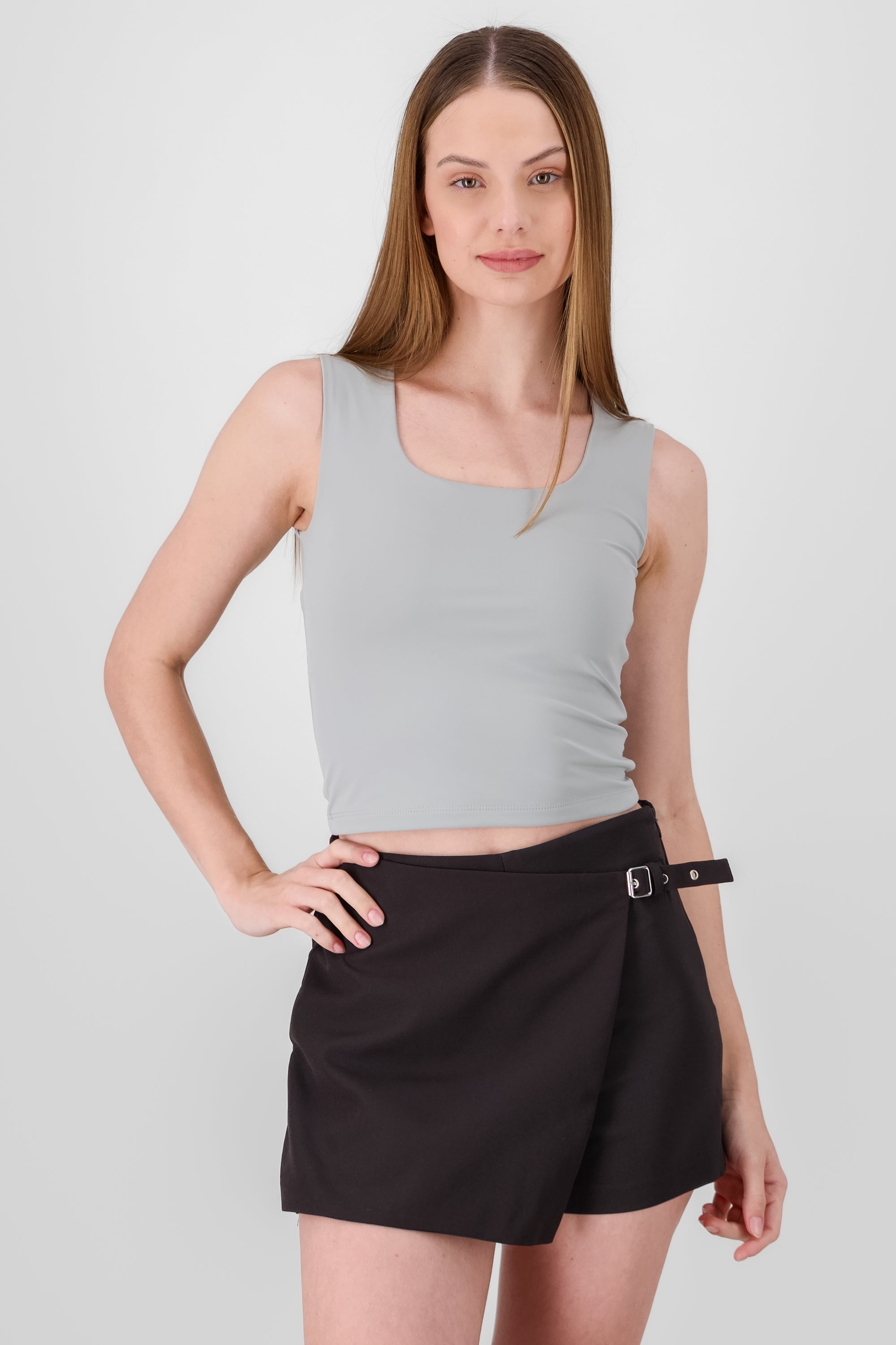 Top licra escote cuadrado sin mangas GRIS