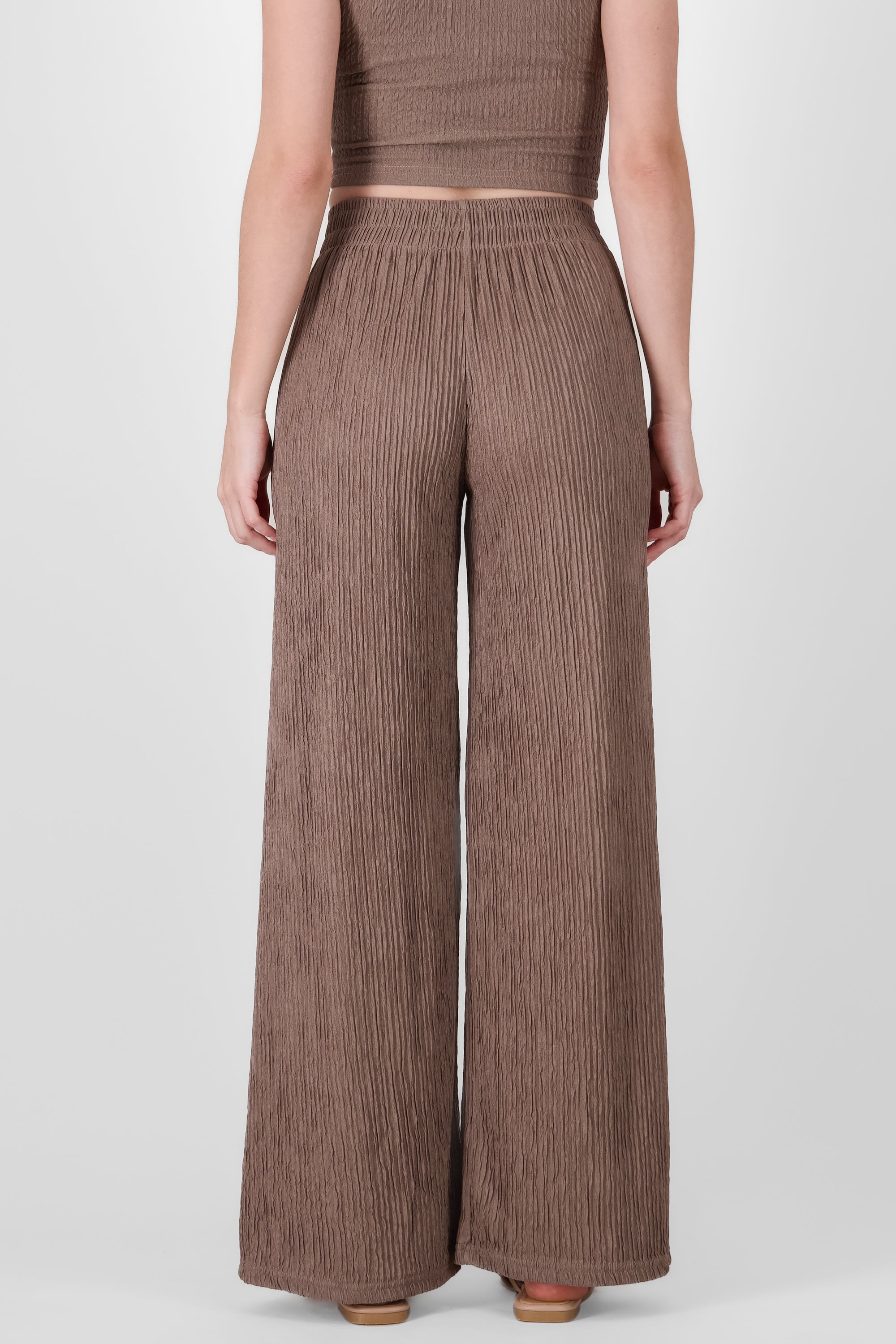 Pantalon textura resorte GREIGE