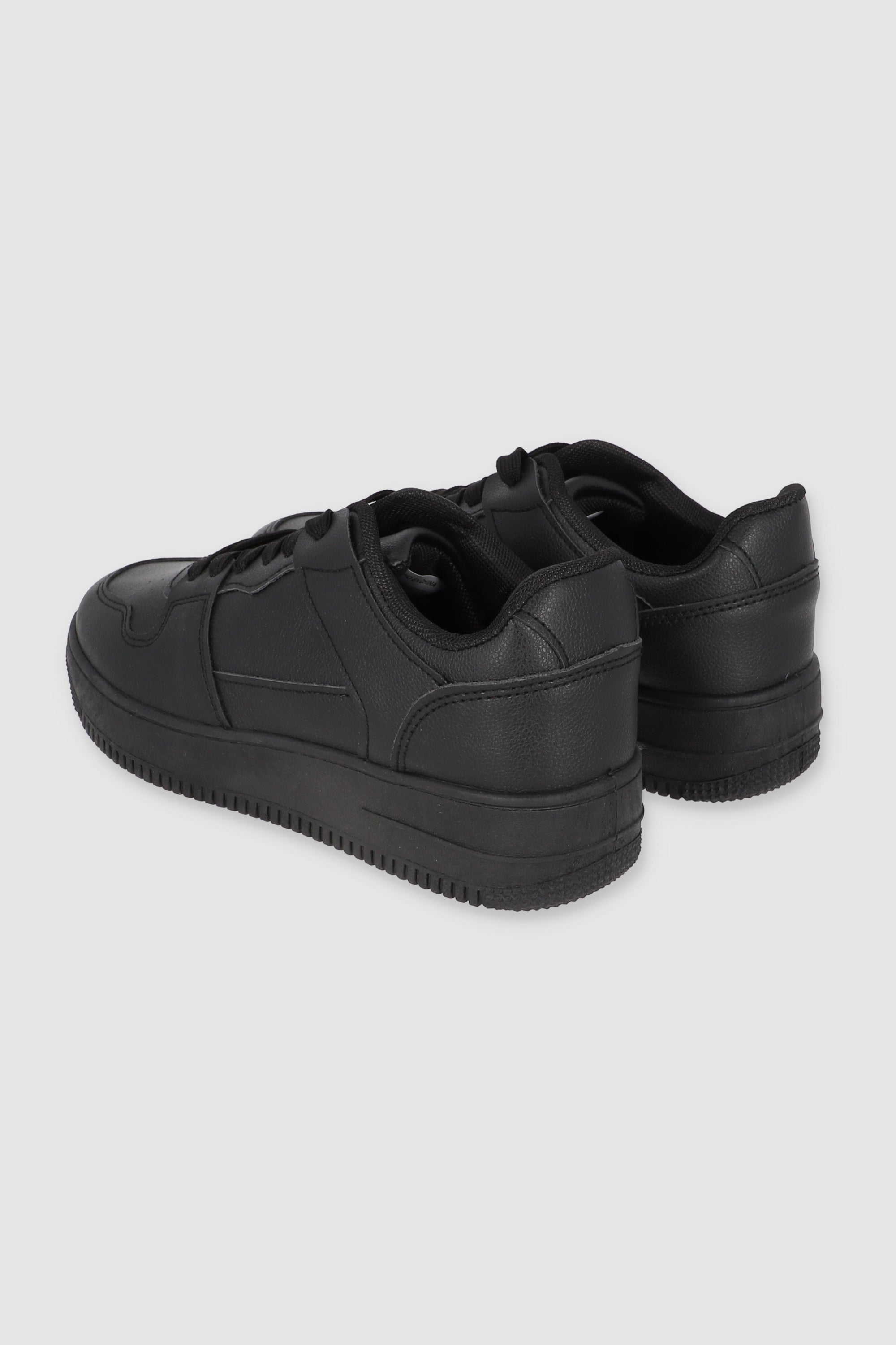 TENIS RETRO BASICO CONTRASTE NEGRO