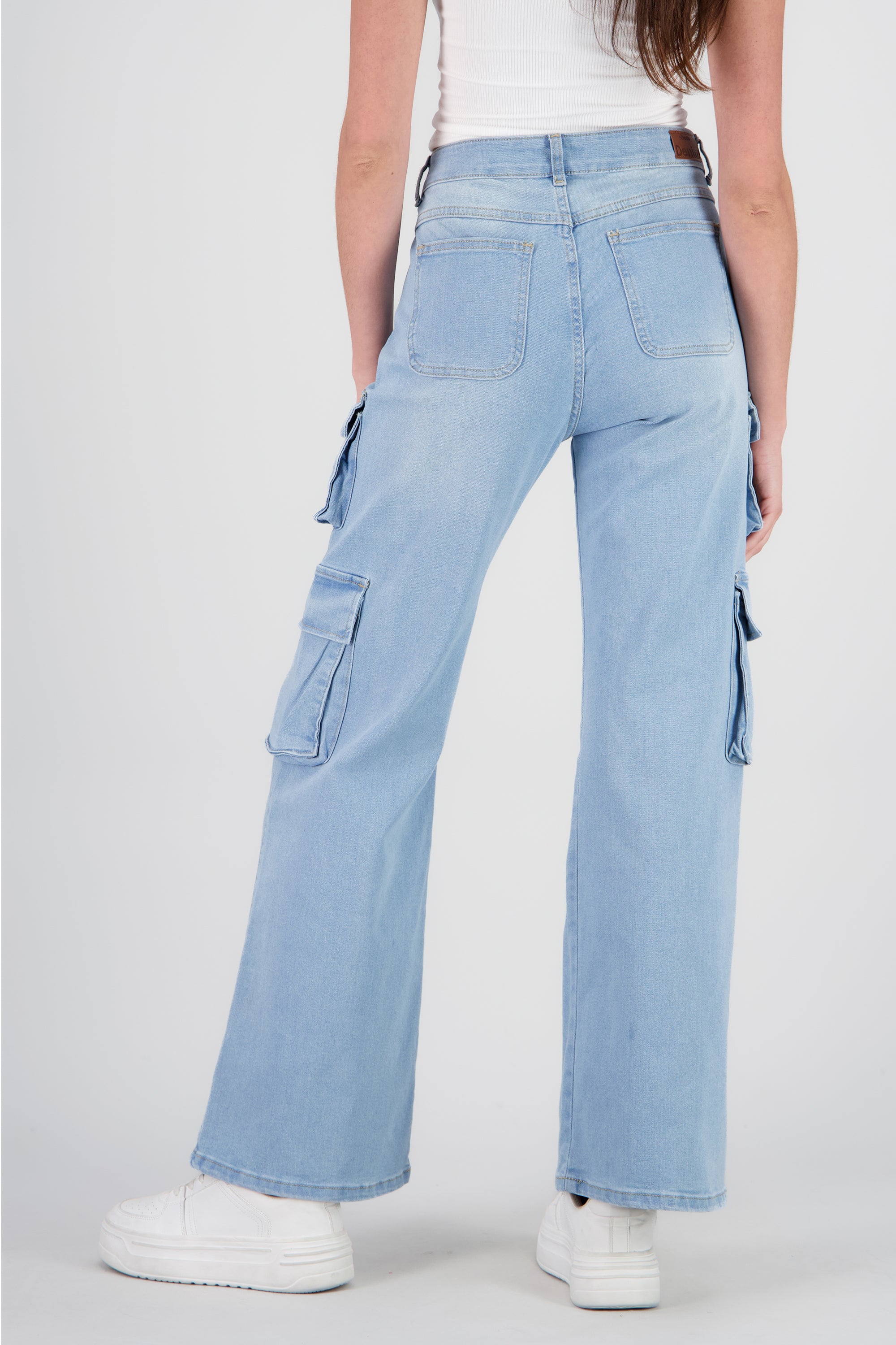 Jeans cargo 4 bolsas simétrico BLEACHED