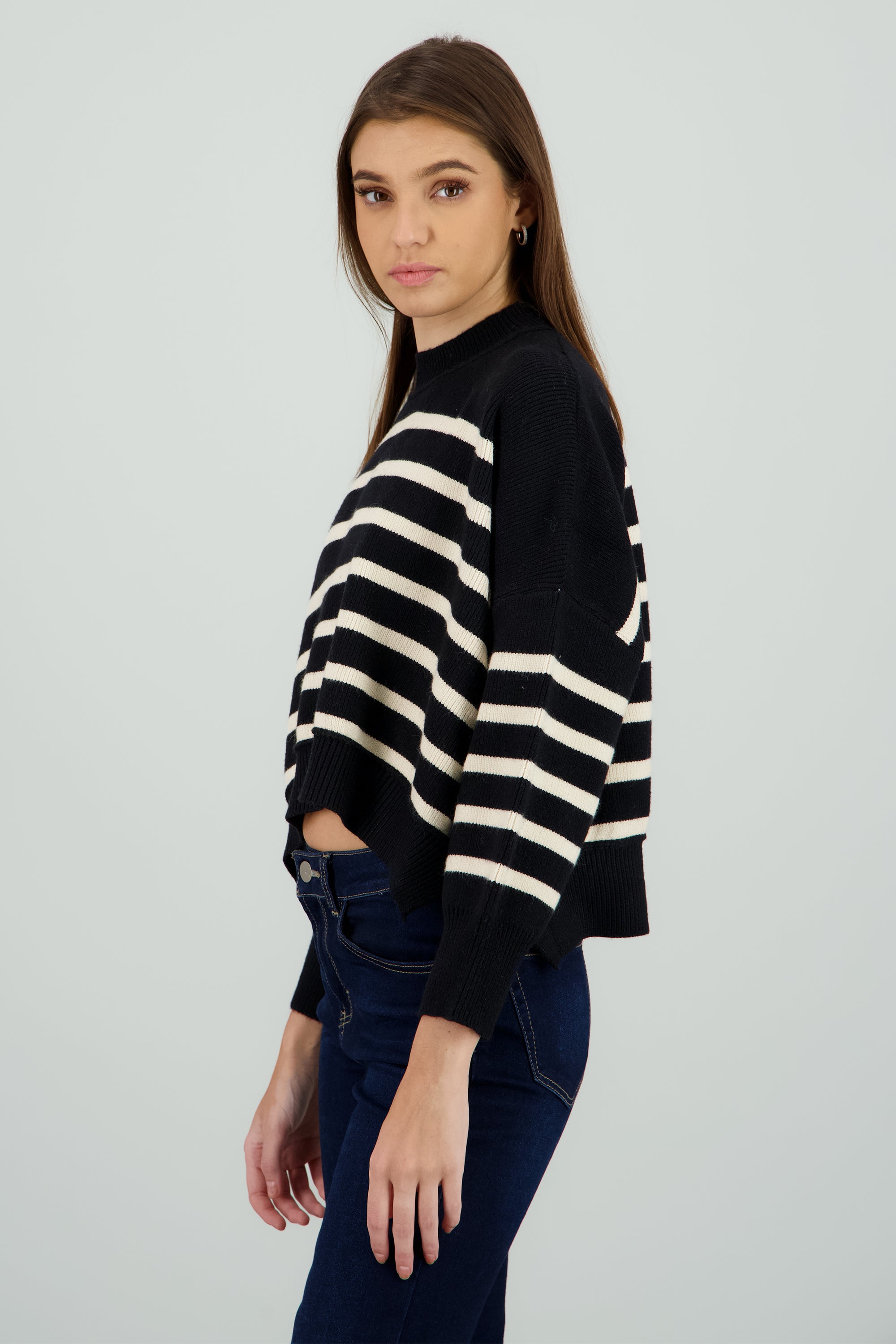 Sueter suave rayas NEGRO COMBO