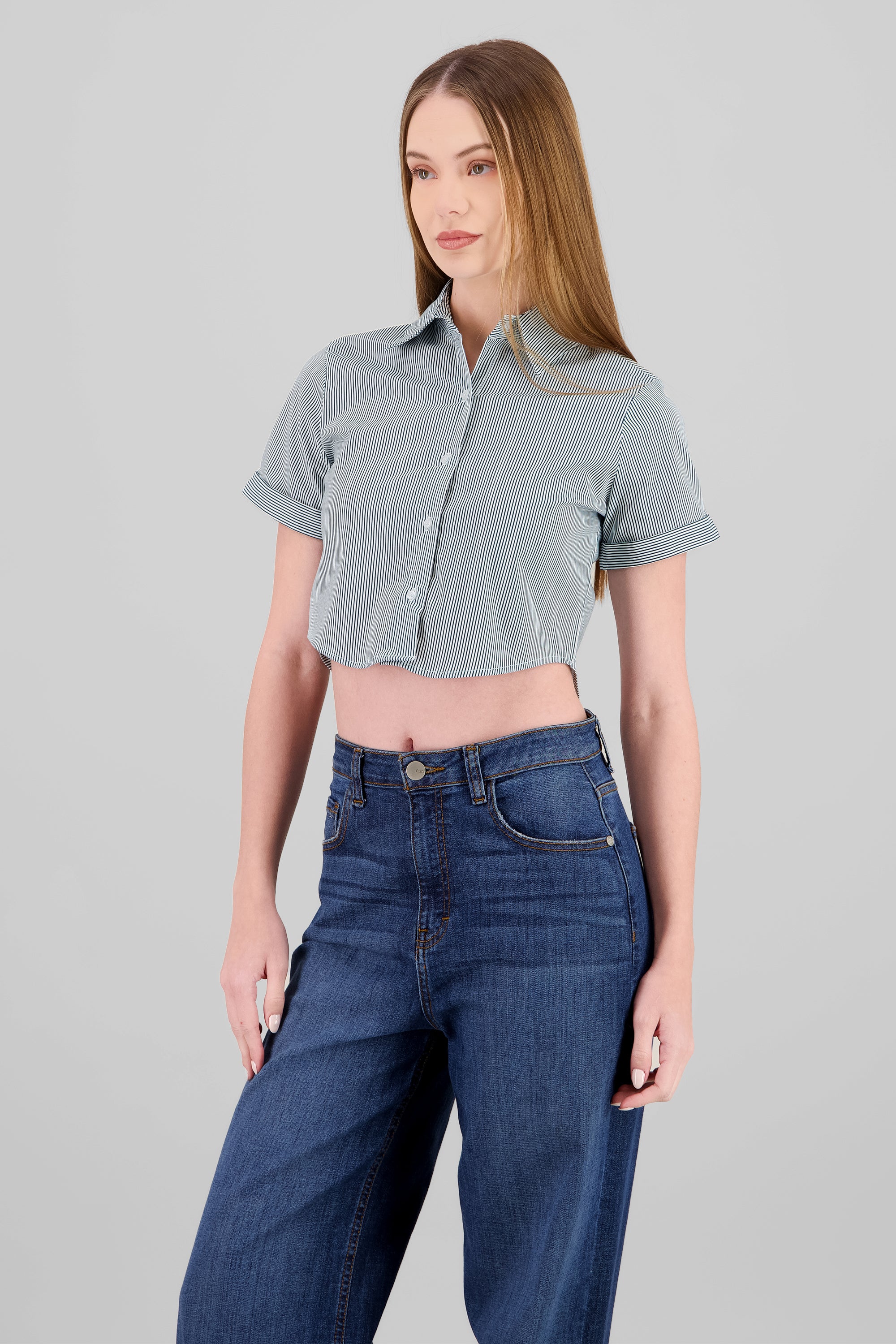 Camisa crop manga corta VERDE CAZADOR