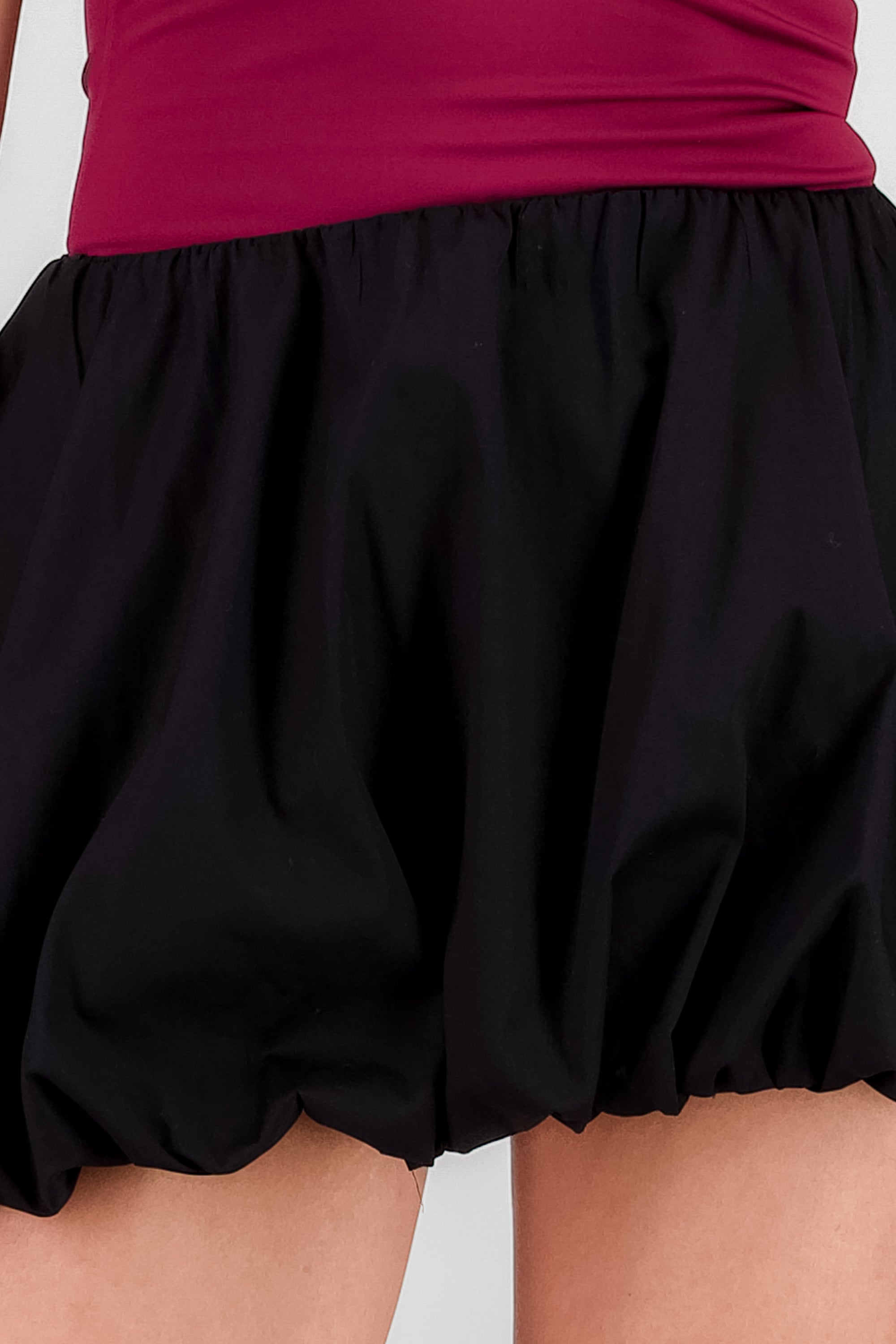 Falda bubble hem lisa NEGRO