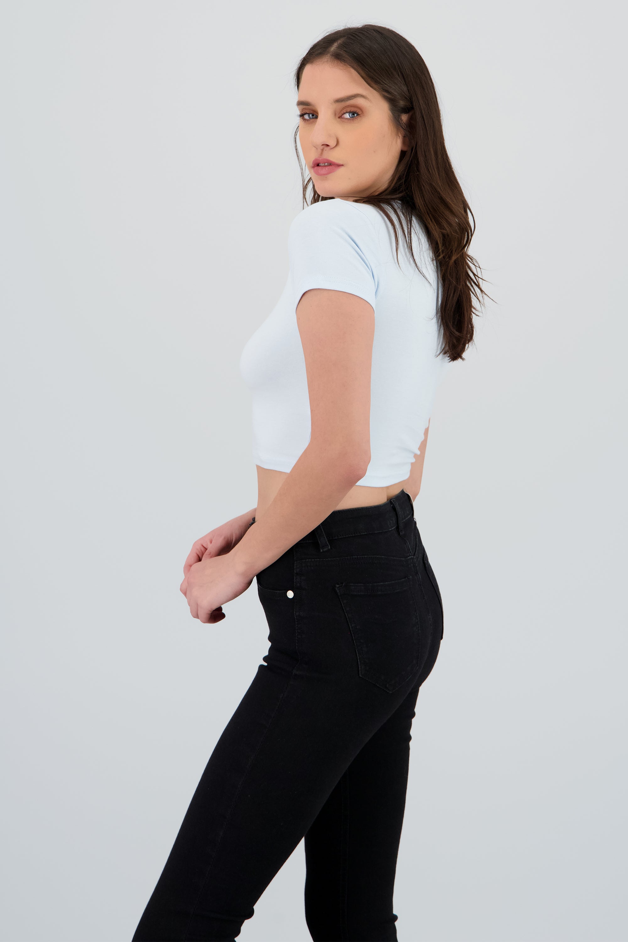 Top de manga corta con cuello redondo AZUL CIELO