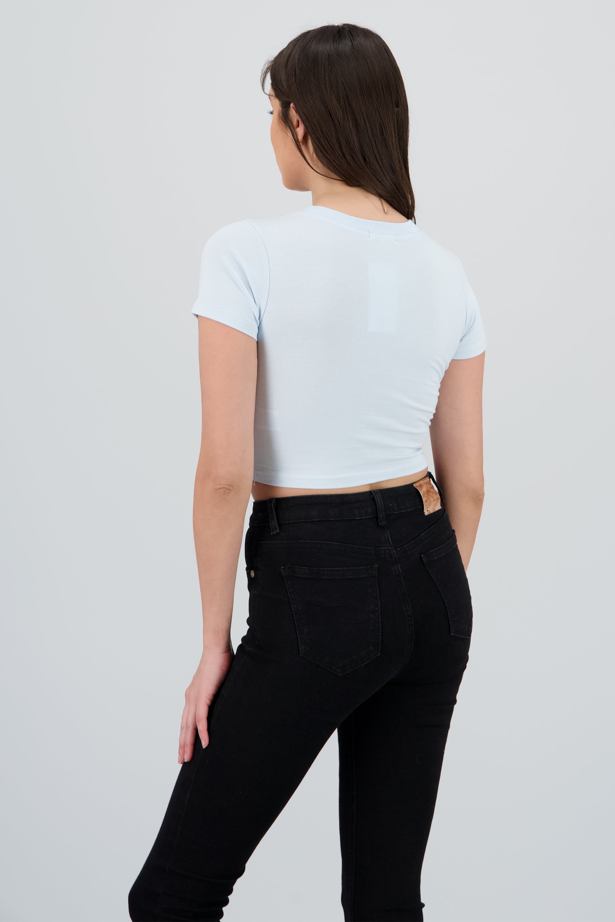 Top de manga corta con cuello redondo AZUL CIELO