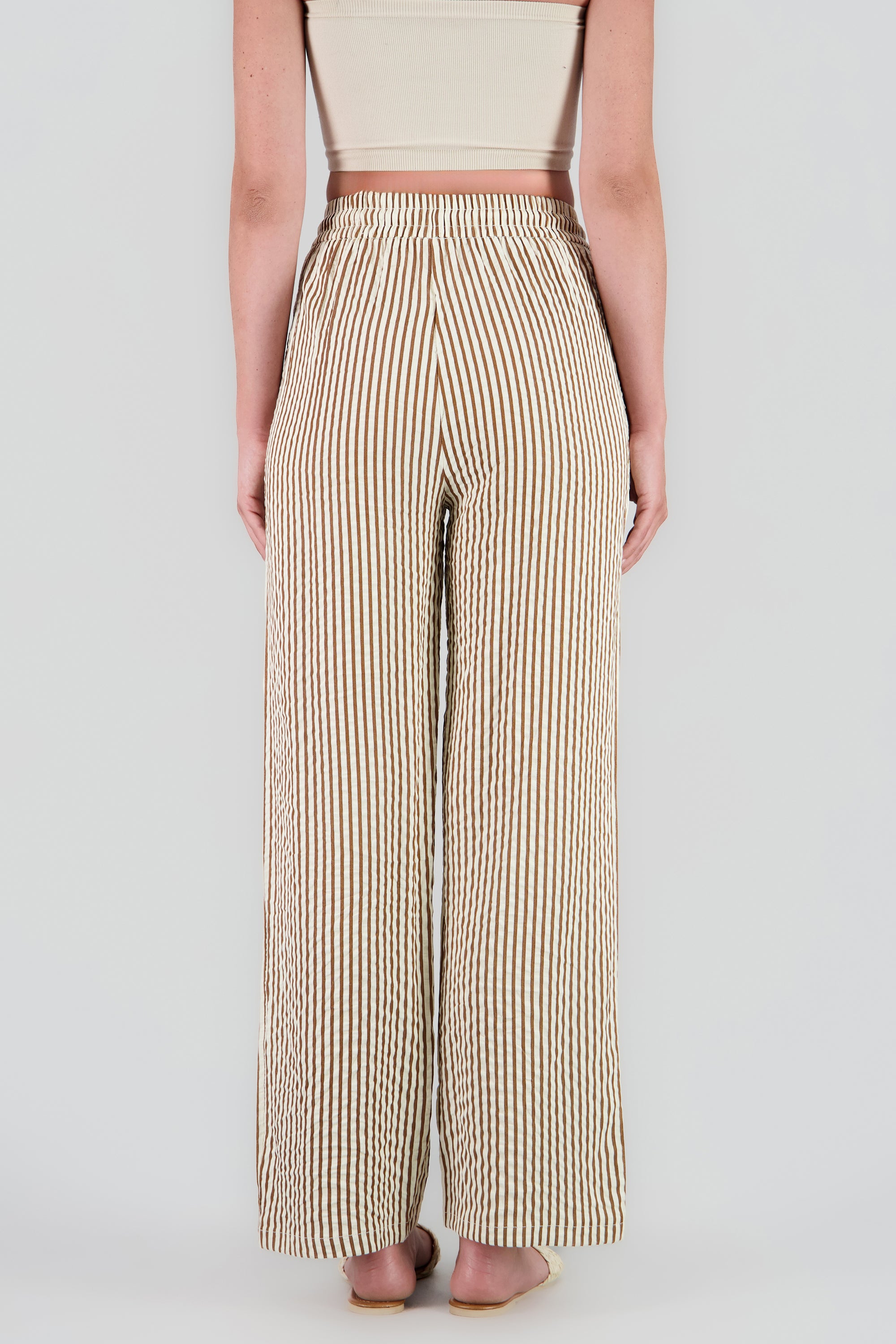 Pantalon rayas textura CAFE COMBO