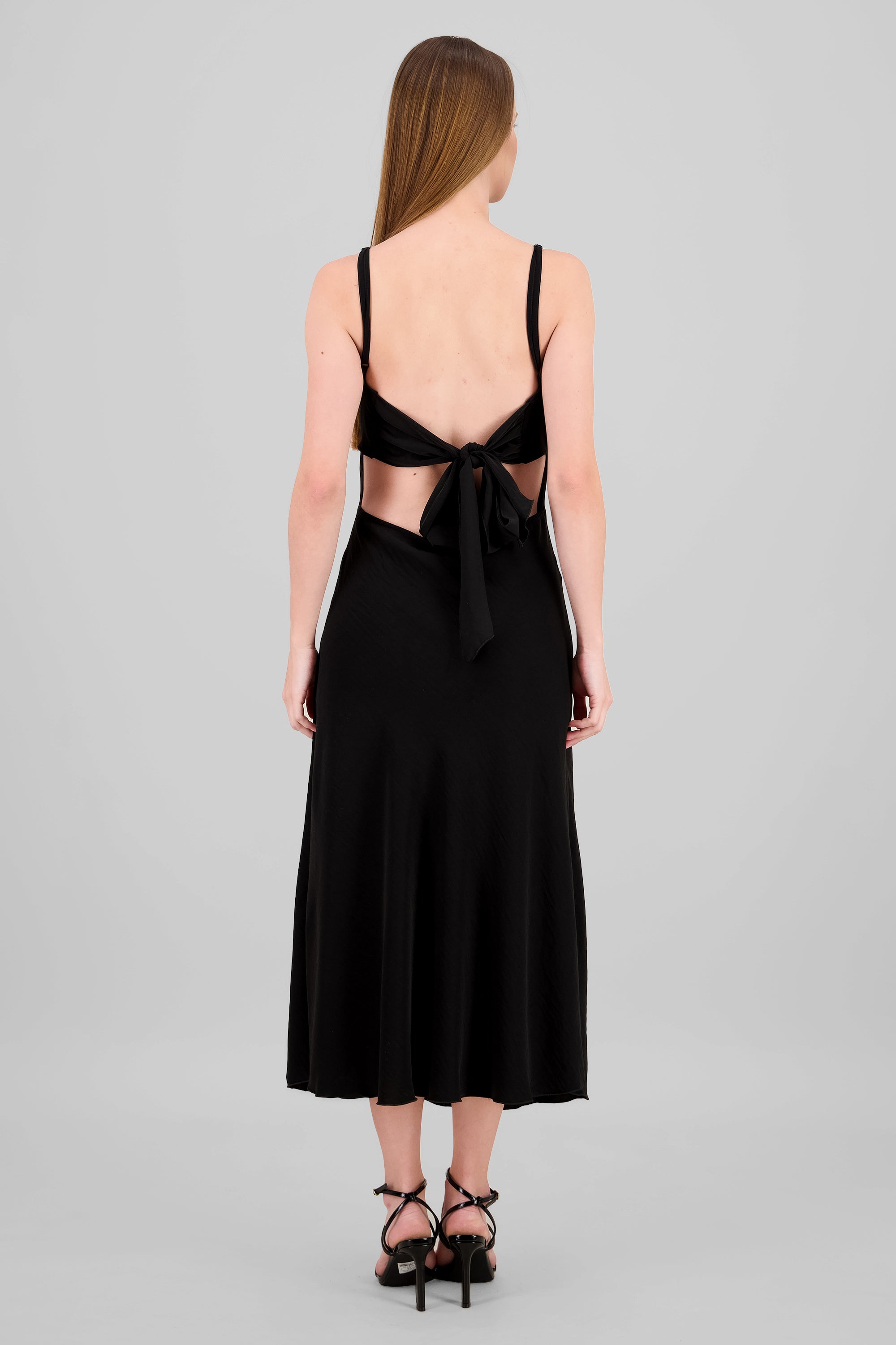 Vestido maxi ligero detalle espalda NEGRO