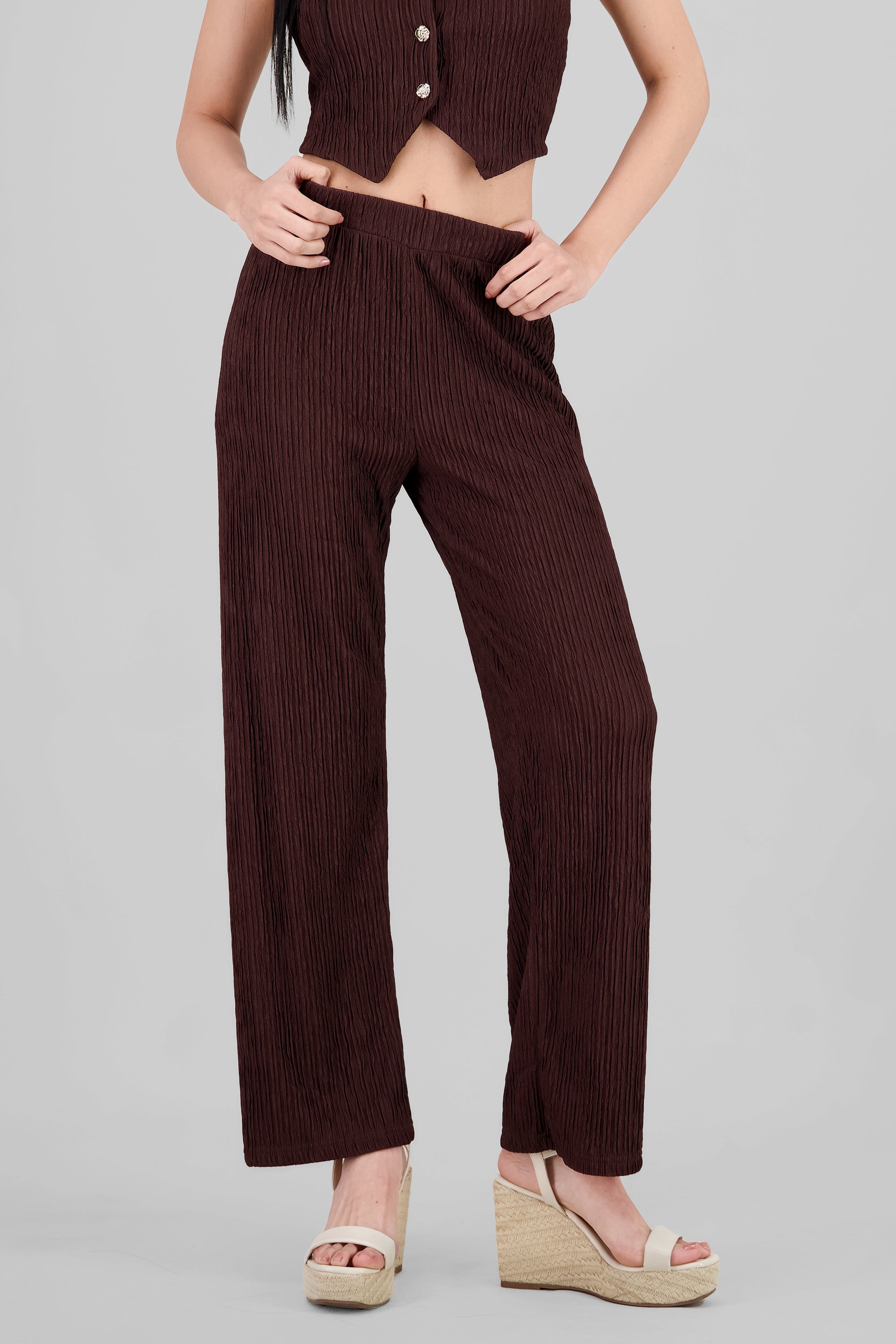 Pantalon recto textura CHOCOLATE