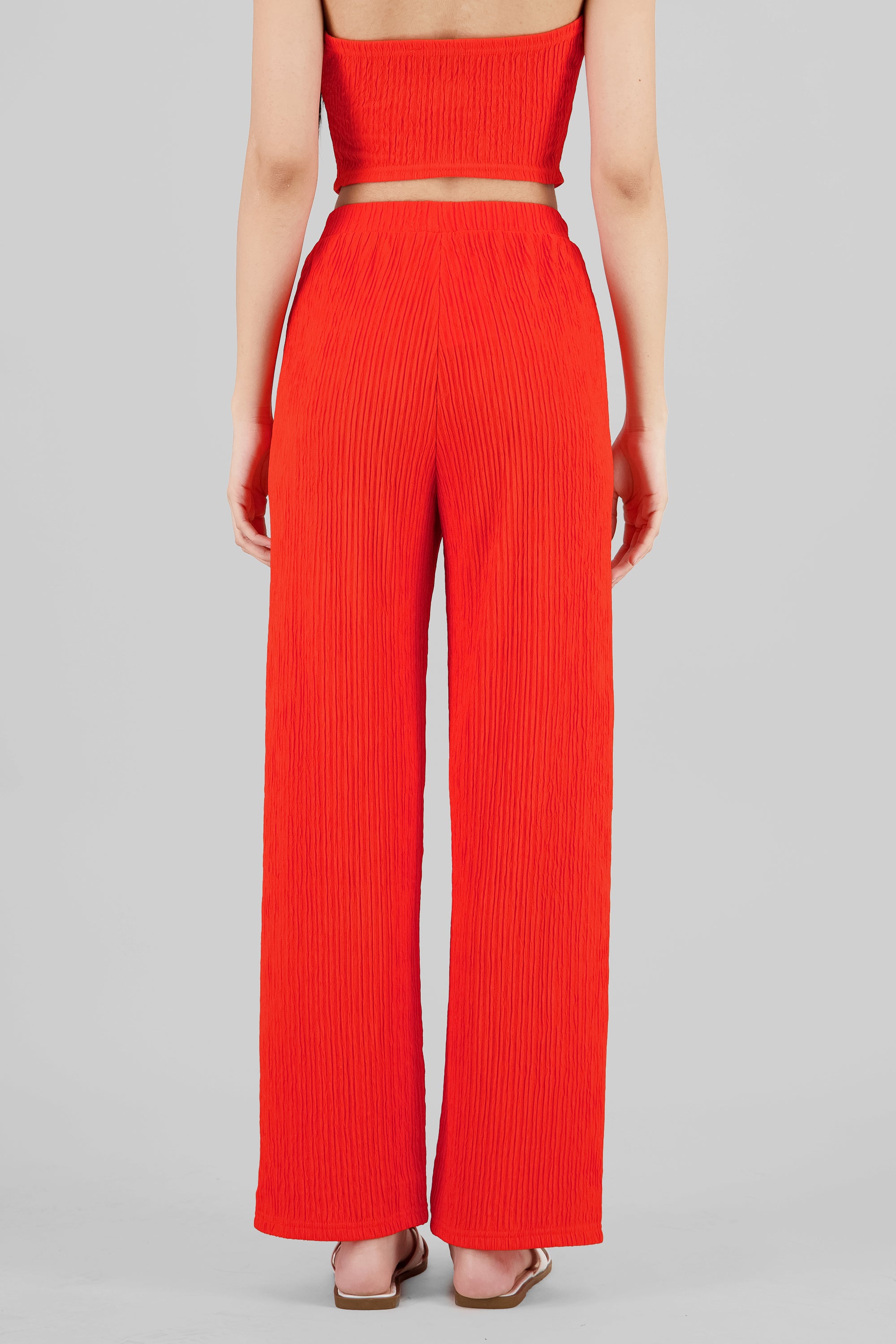 Pantalon recto textura ROJO TOMATE