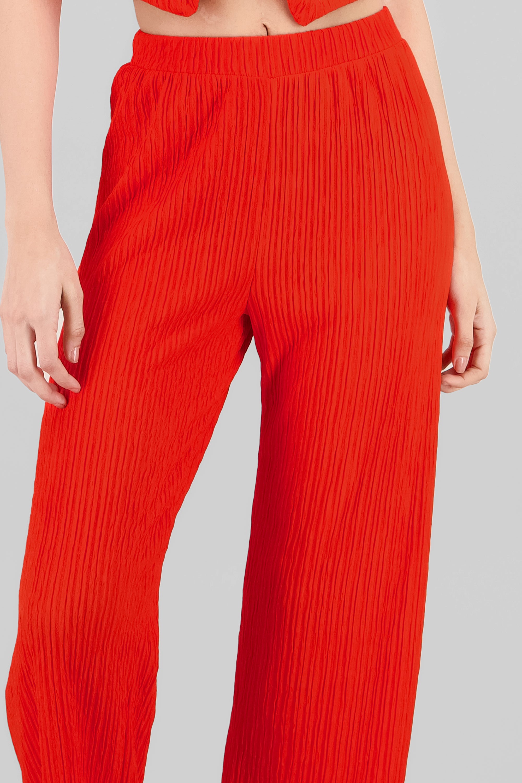 Pantalon recto textura ROJO TOMATE