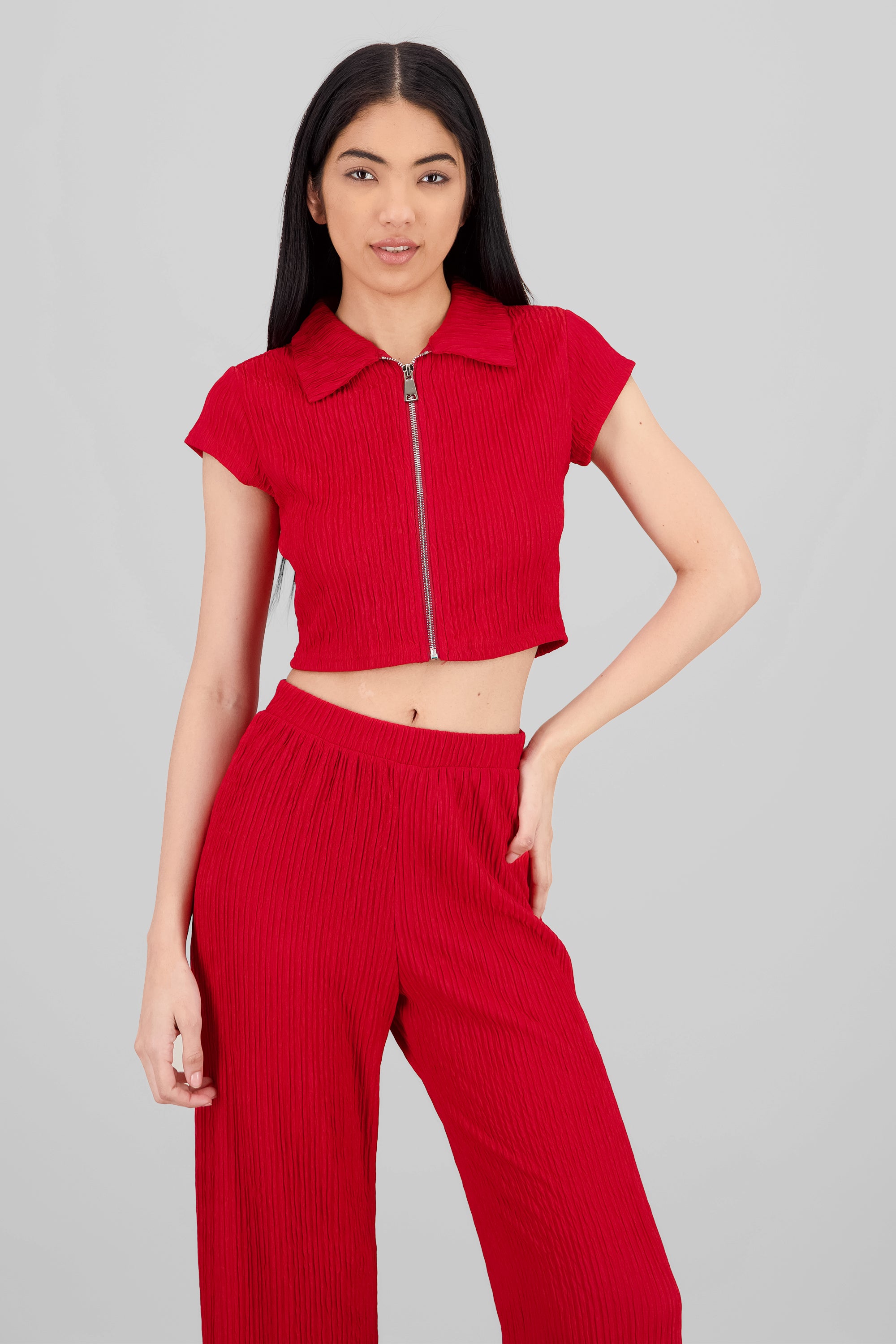 Blusa manga corta cierre cuello textura ROJO AMAPOLA