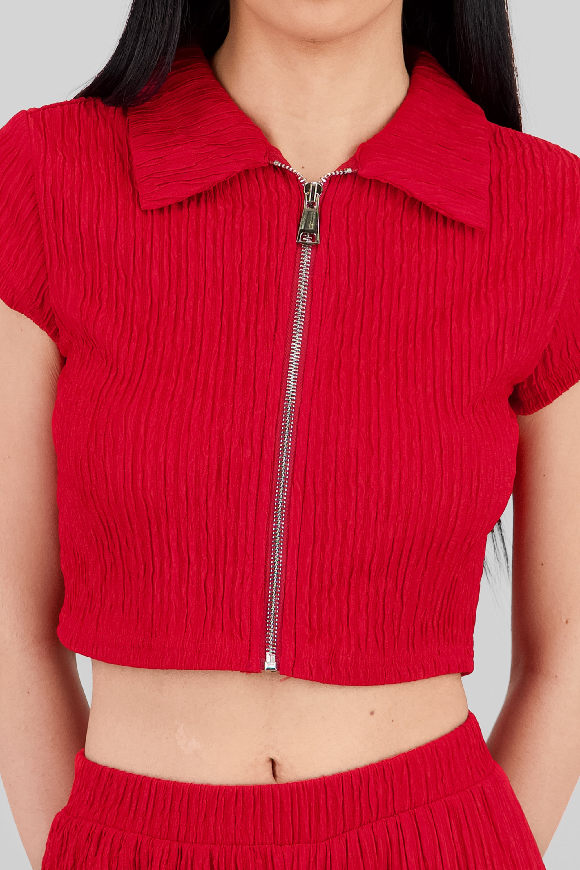 Blusa manga corta cierre cuello textura ROJO AMAPOLA