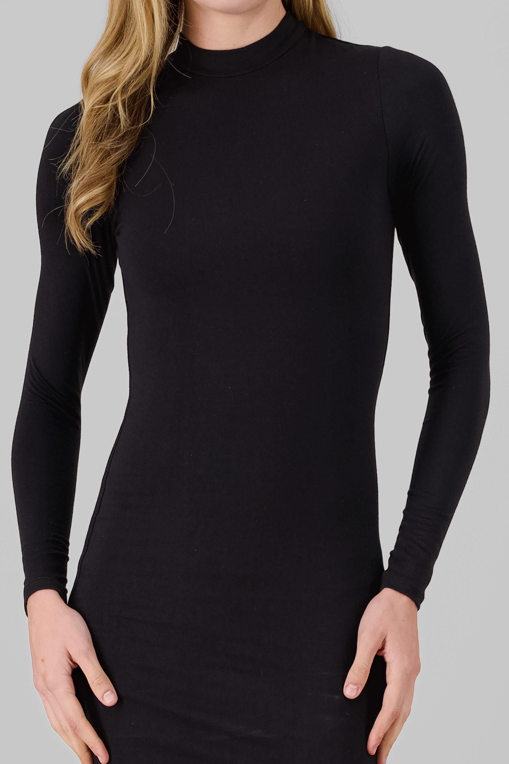 Long -sleeved mini dress BLACK