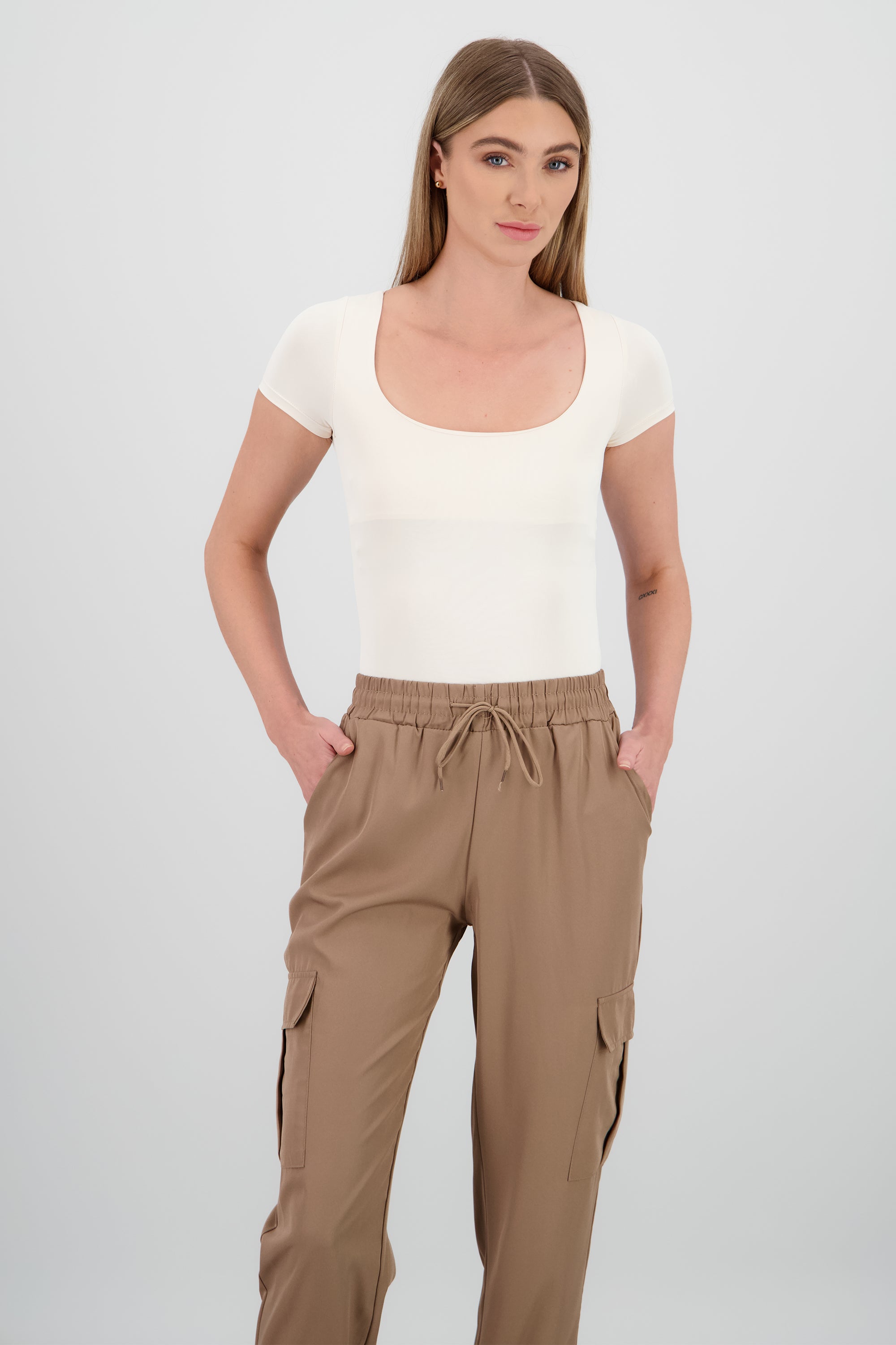 Bodysuit escote cuadrado doble tela CREMA