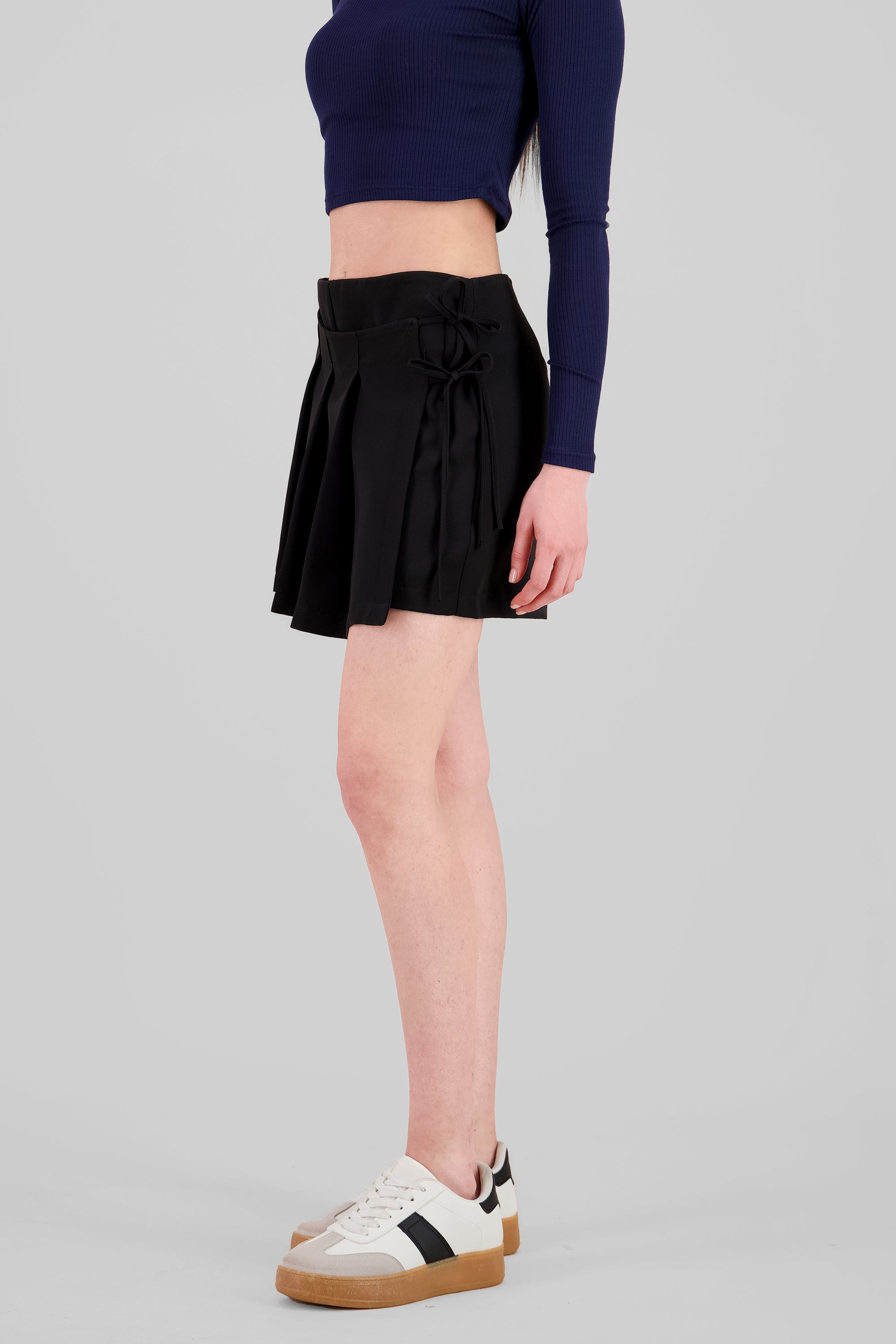 Falda short mini tableado NEGRO