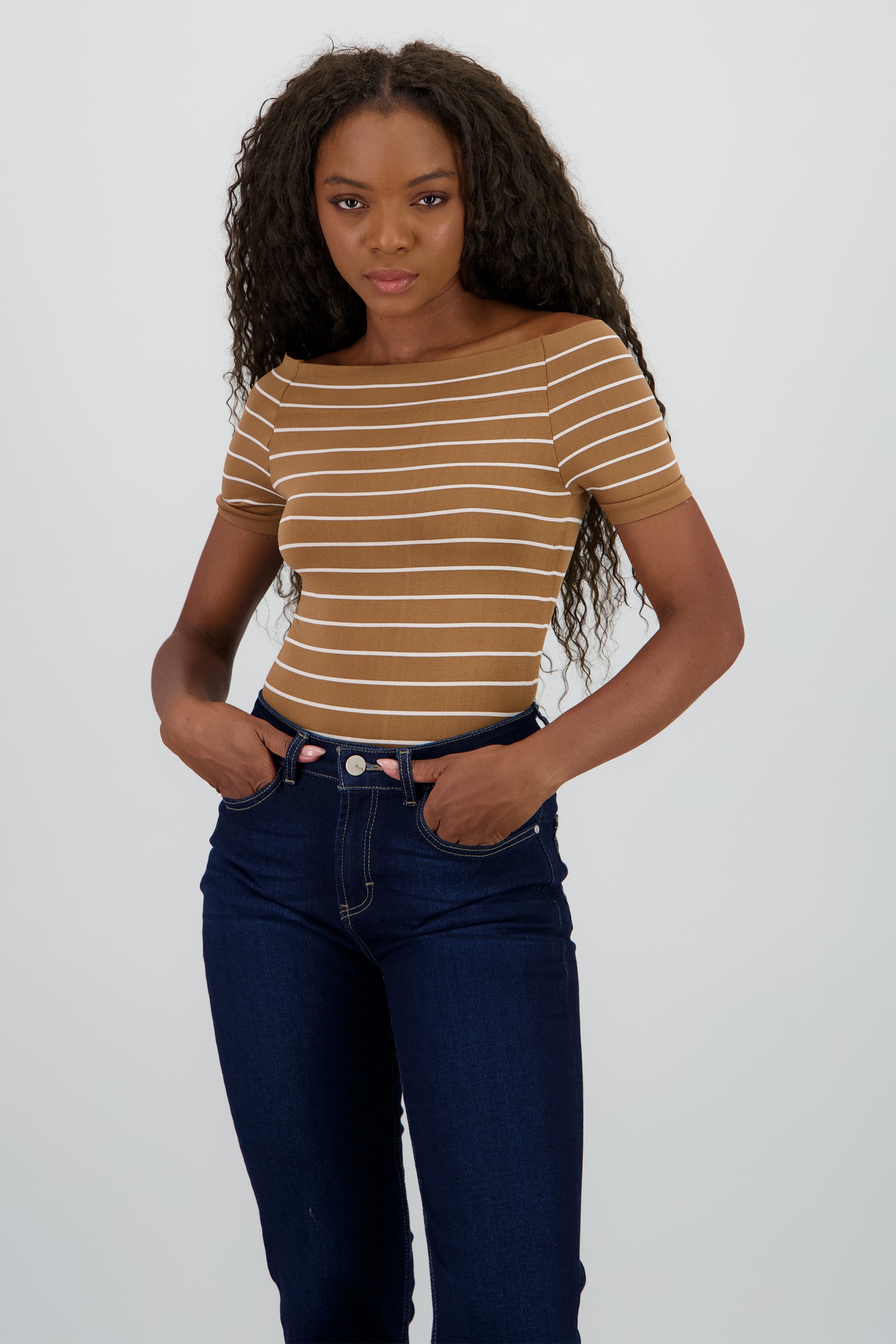 Bodysuit rayas hombro descubierto CHOCOLATE