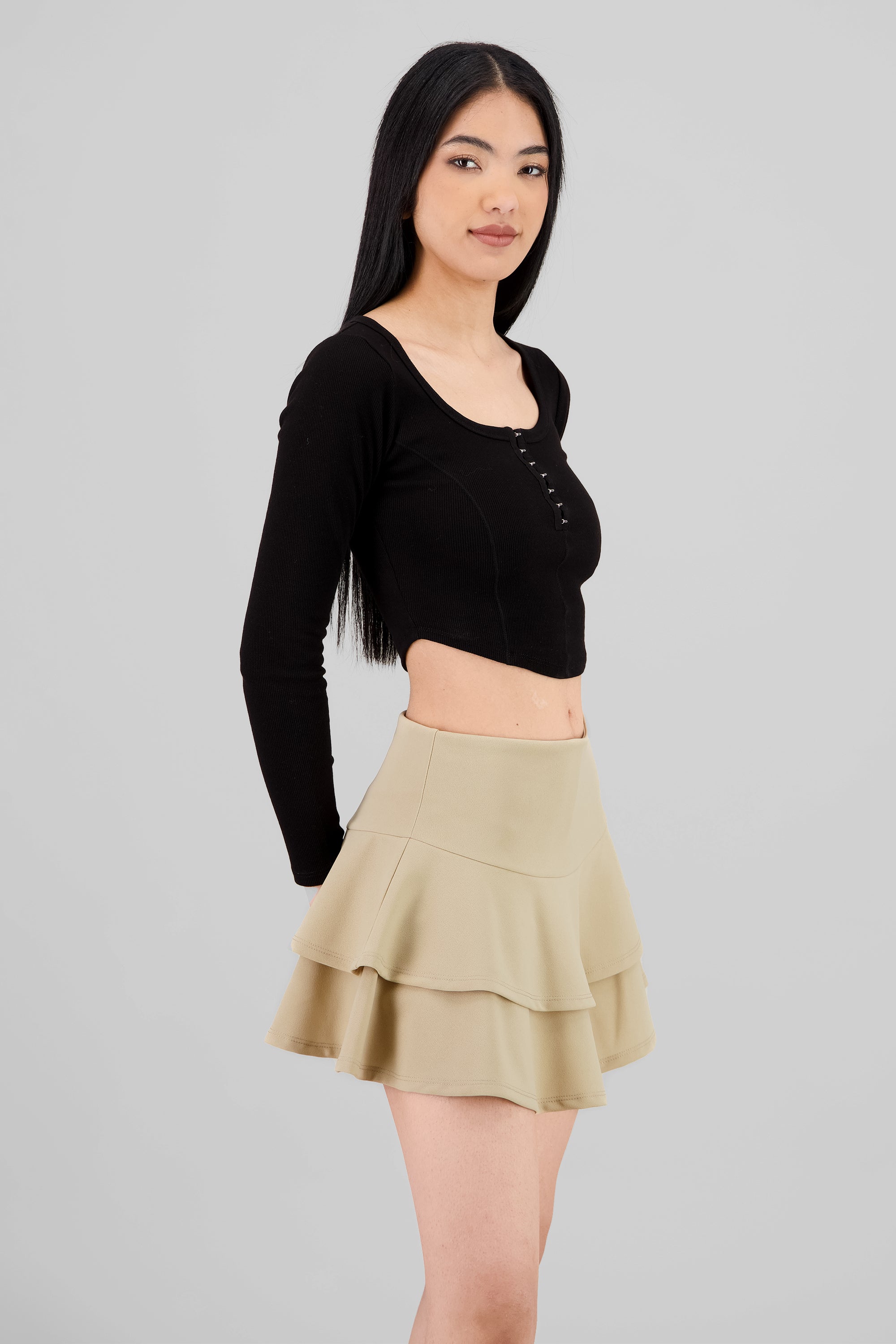 Top manga larga escote cuadrado con broches NEGRO