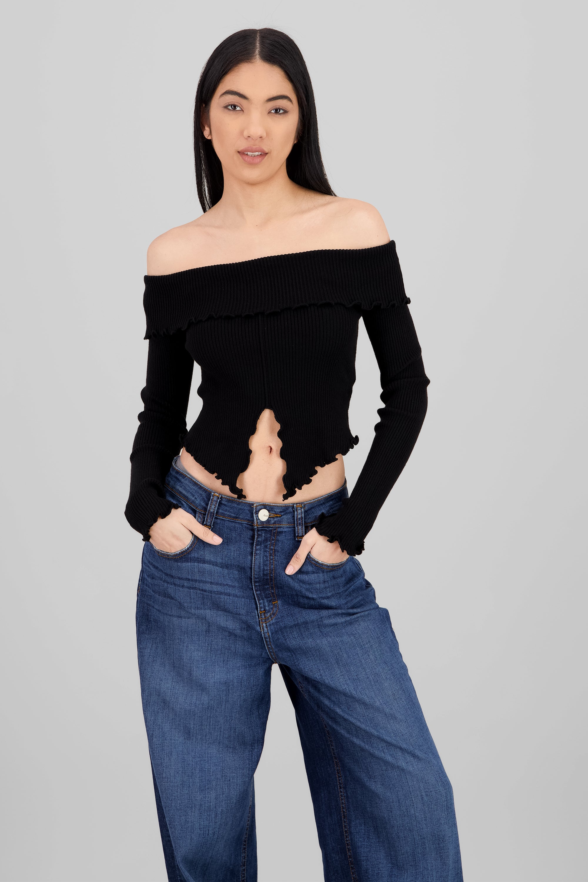 Top off shoulder plisado NEGRO