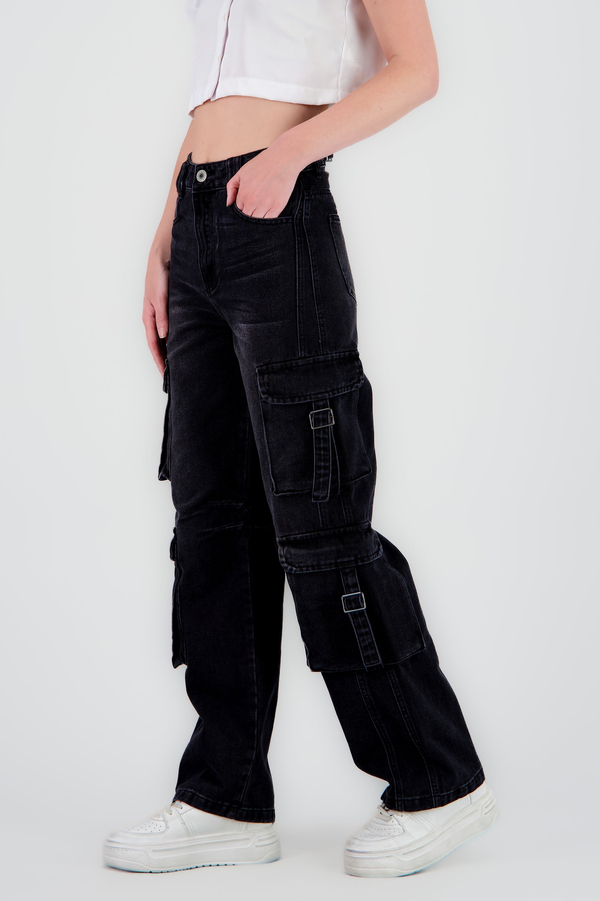 Jeans cargo 4 bolsas NEGRO