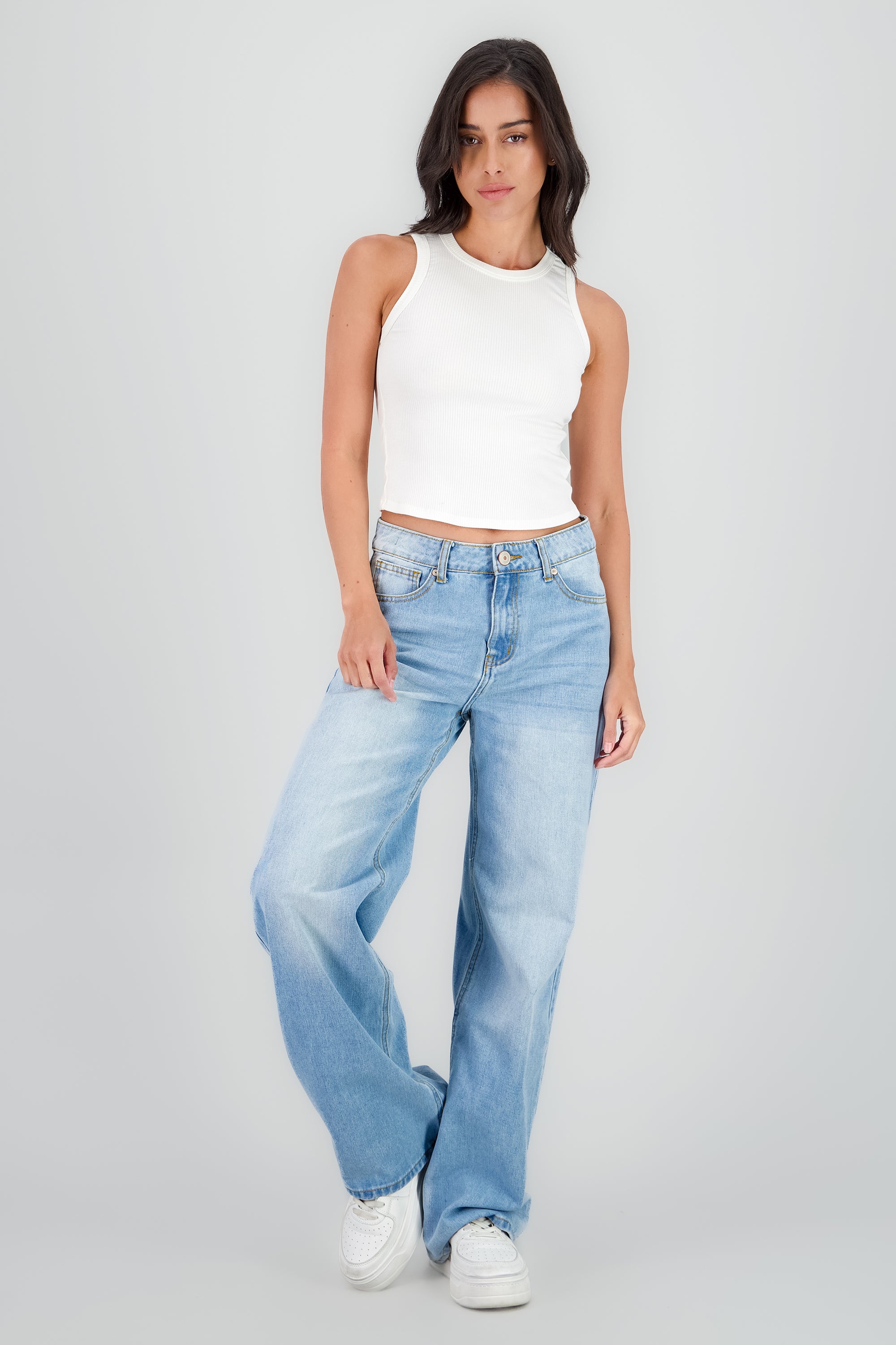Jeans cintura baja rectos LIGHT WASH