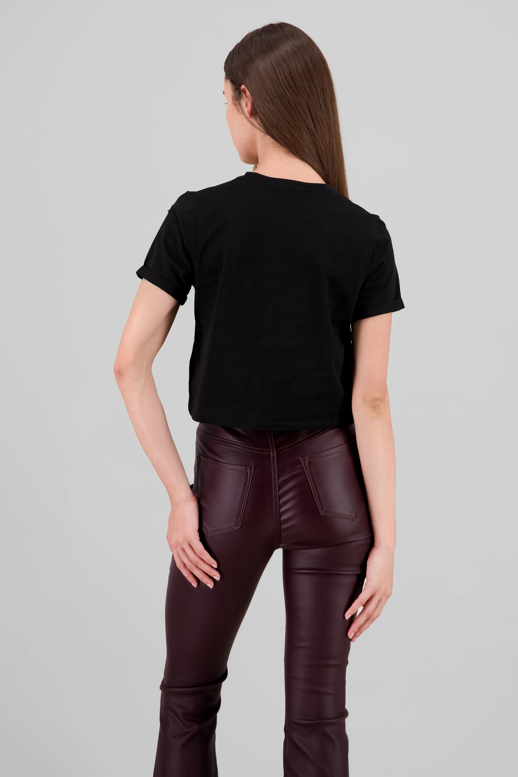 Playera detalle eyeleads NEGRO