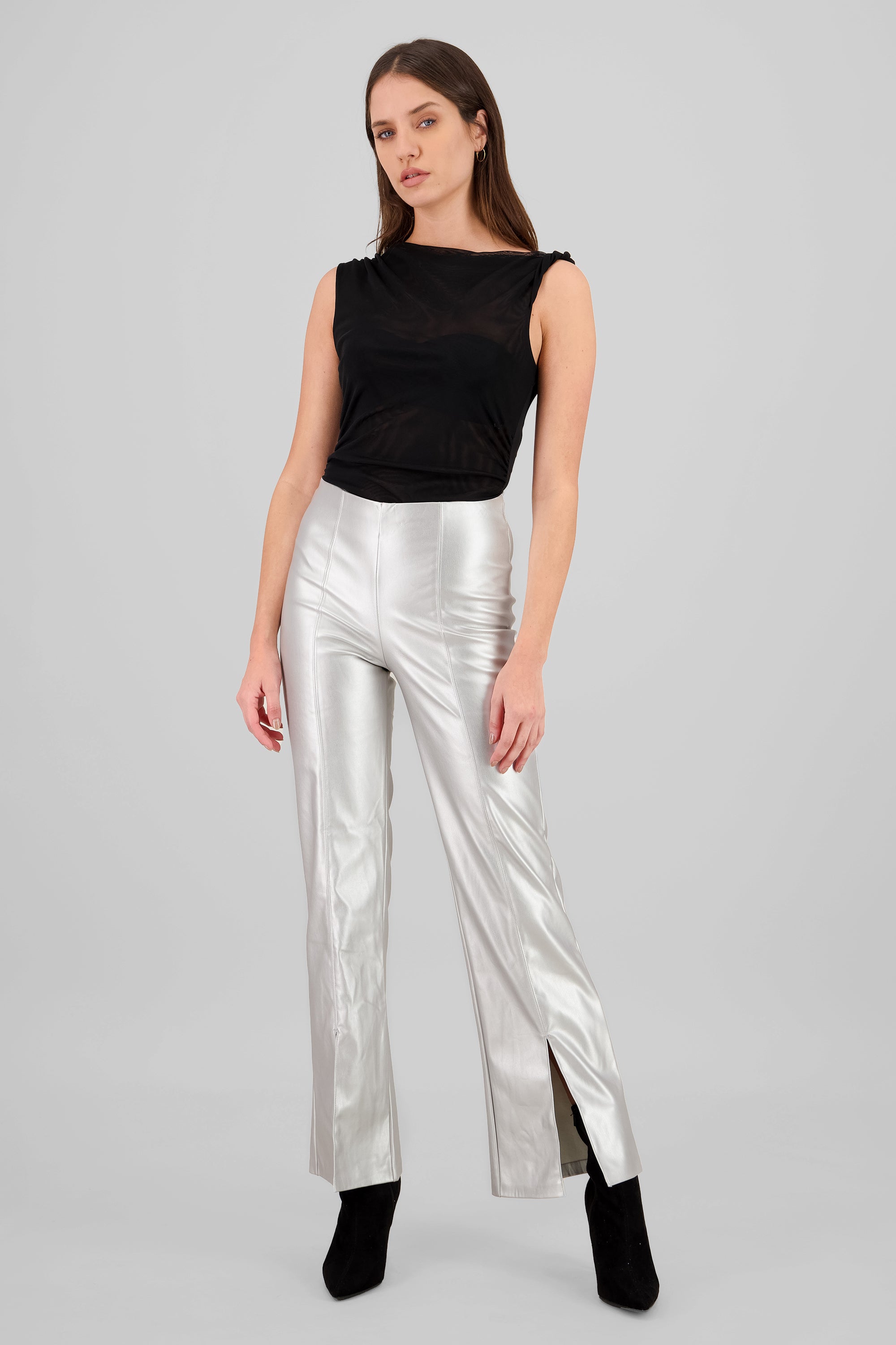 Pantalon amplio detalle costura PLATA