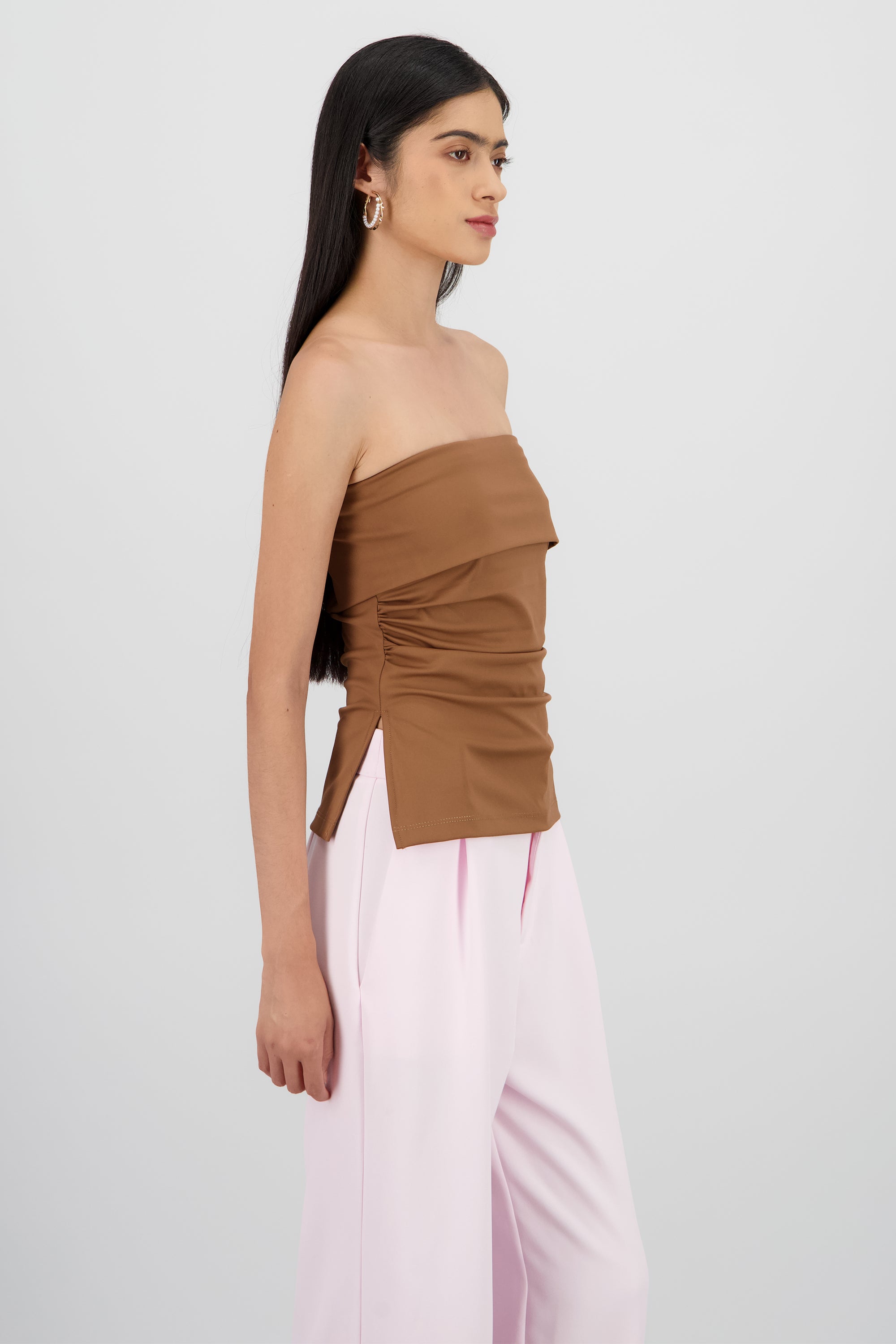 Top tubo con dobles escote CHOCOLATE
