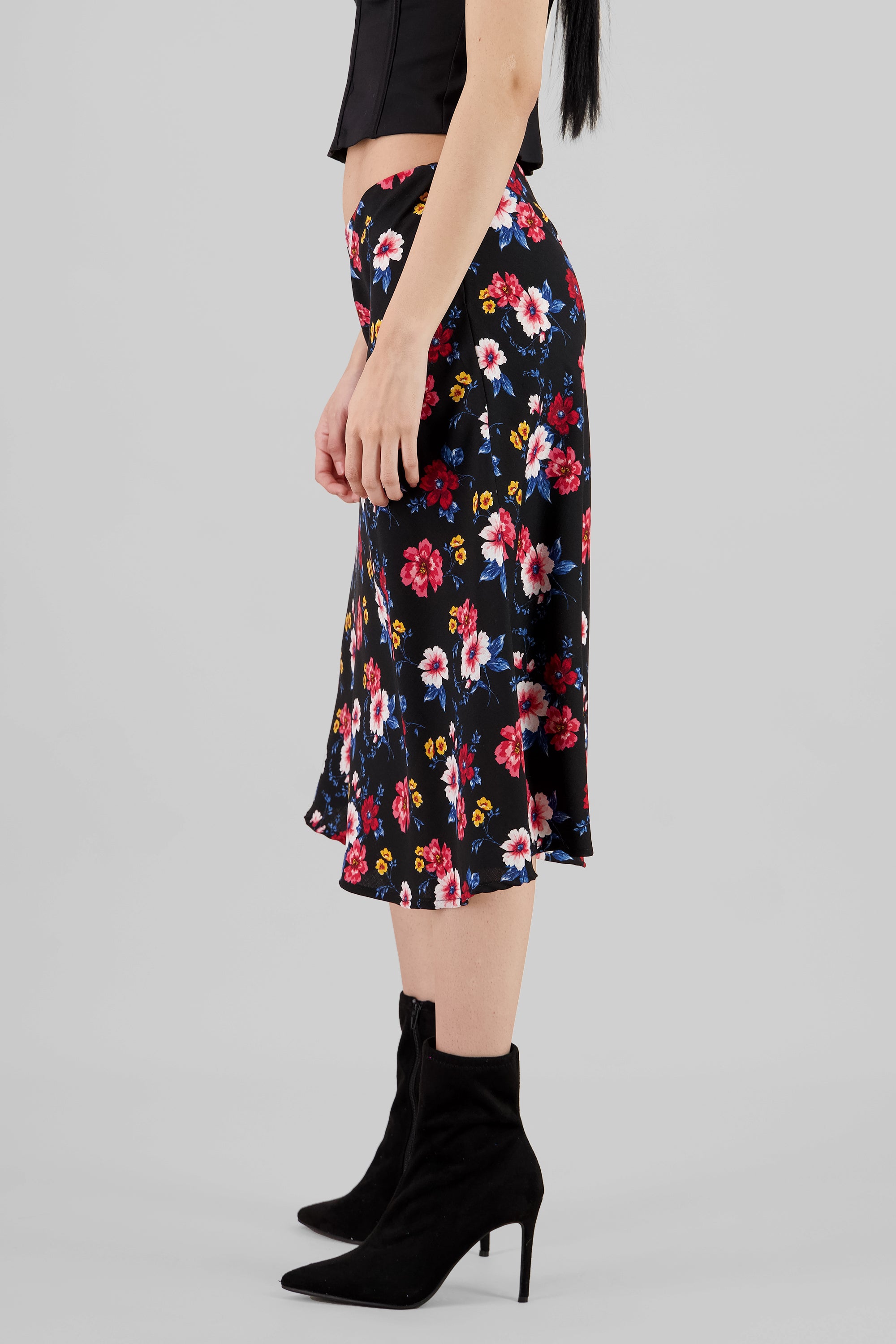 Falda midi flores NEGRO COMBO