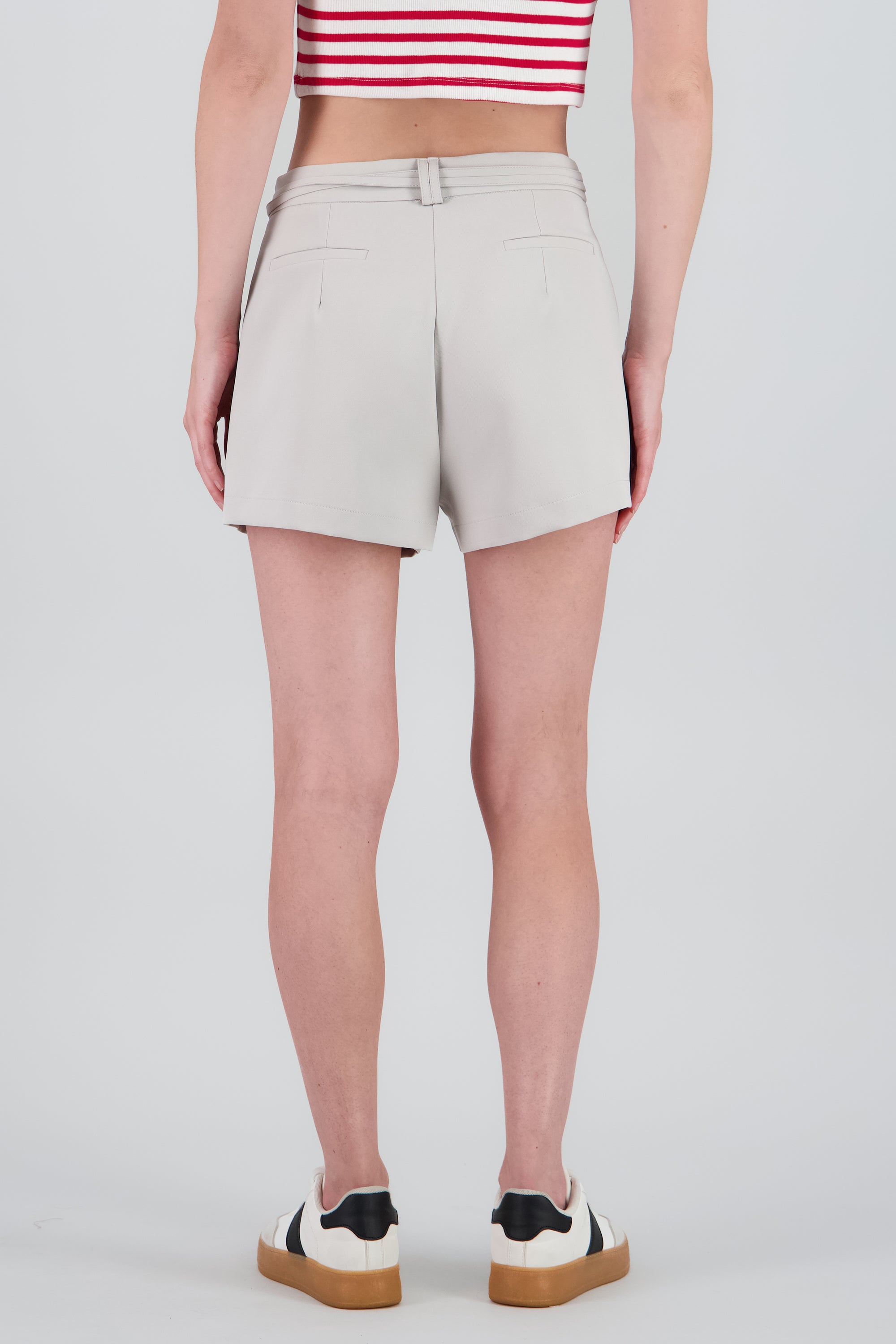 Short sastre detalle liso GREIGE