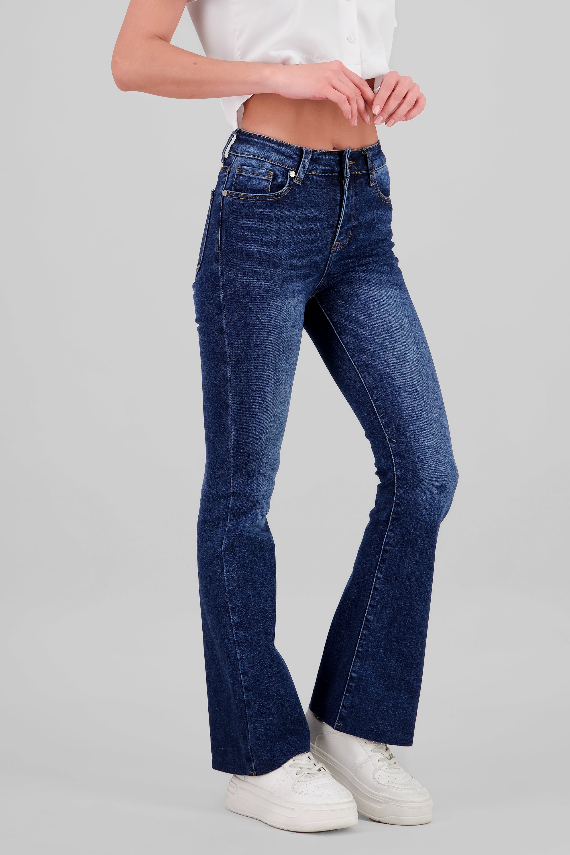 Jeans flare destrucción DARK WASH