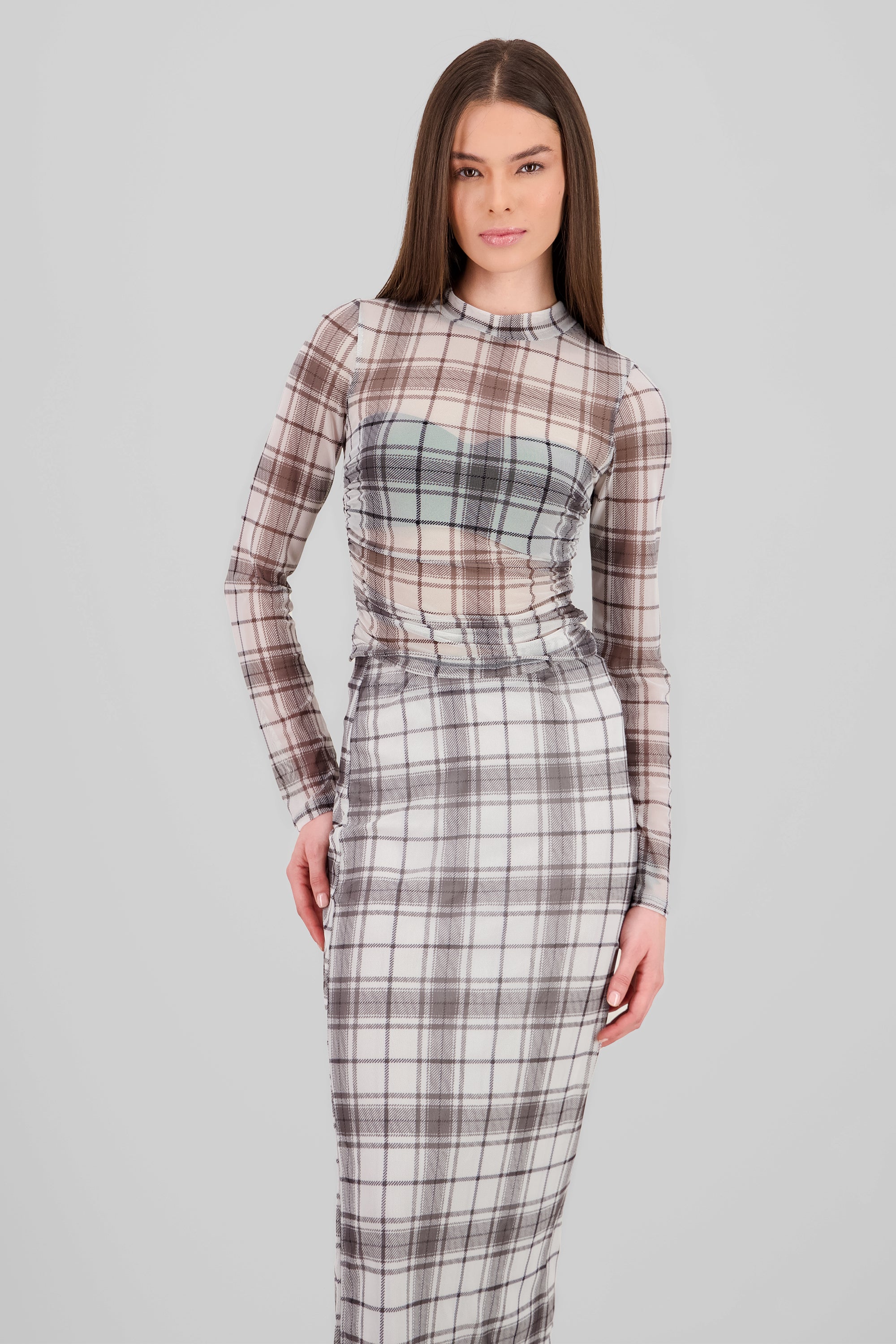 Top plisado mesh cuadros manga larga CREMA