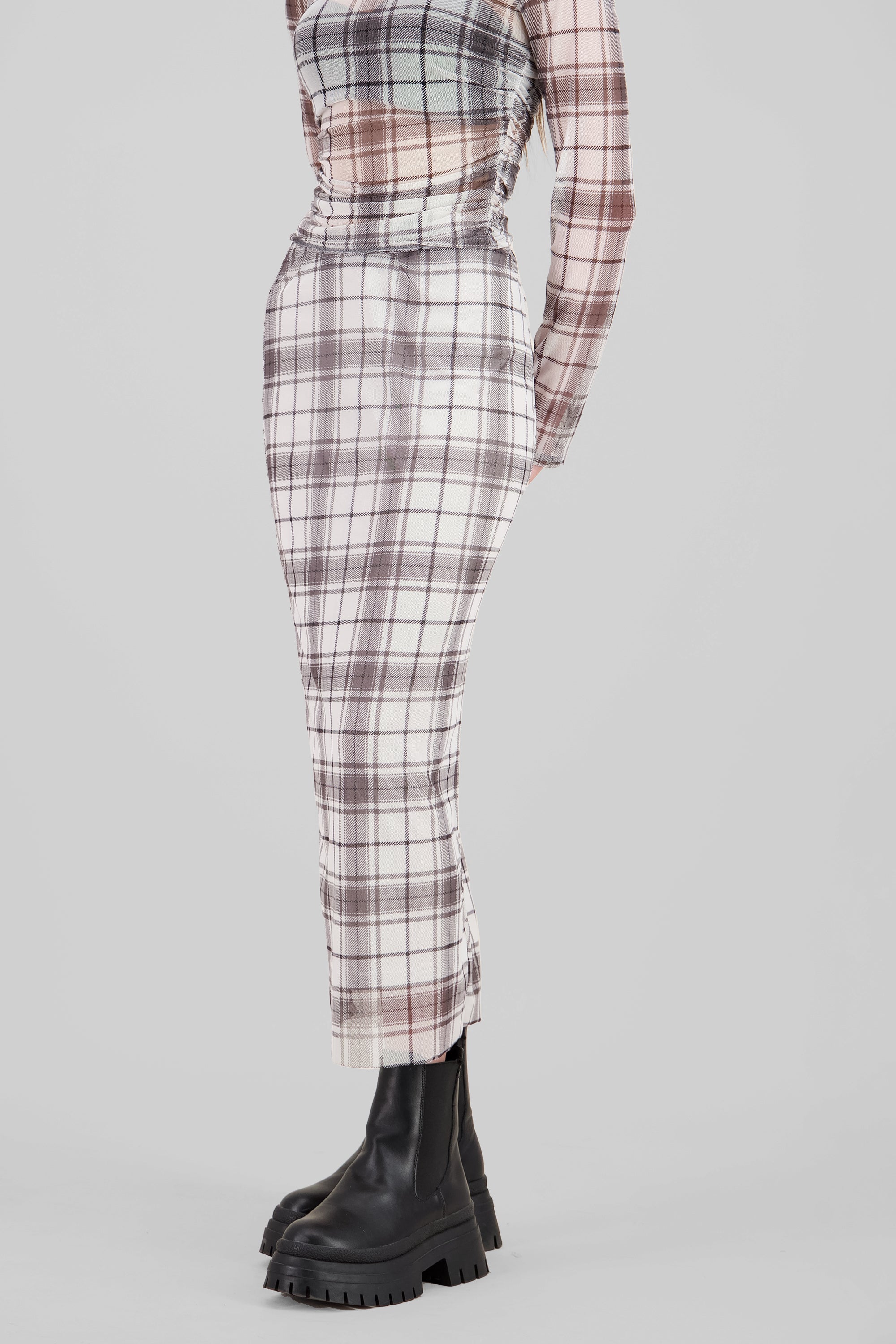 Falda midi mesh cuadros CREMA