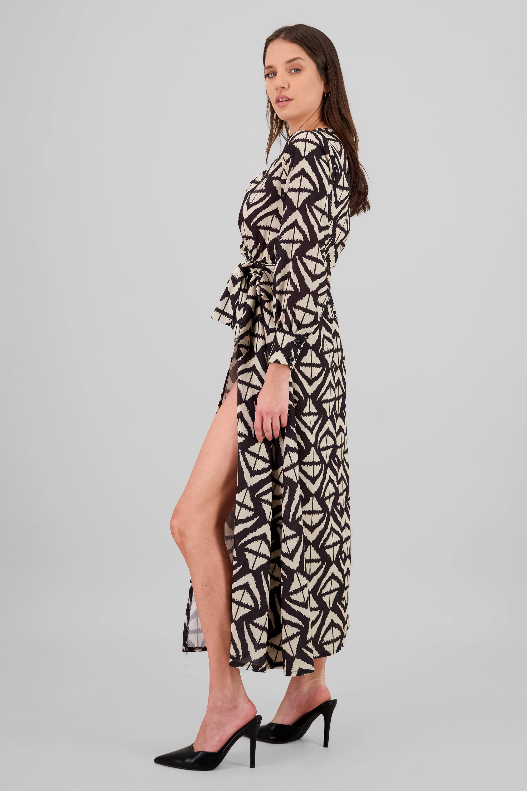 Vestido maxi manga larga estampado geometrico NEGRO COMBO