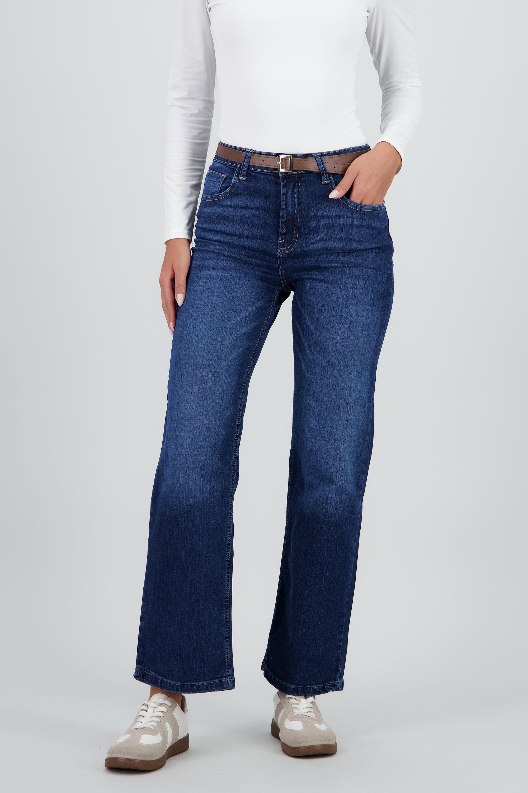 Jeans straight corte básico STONE