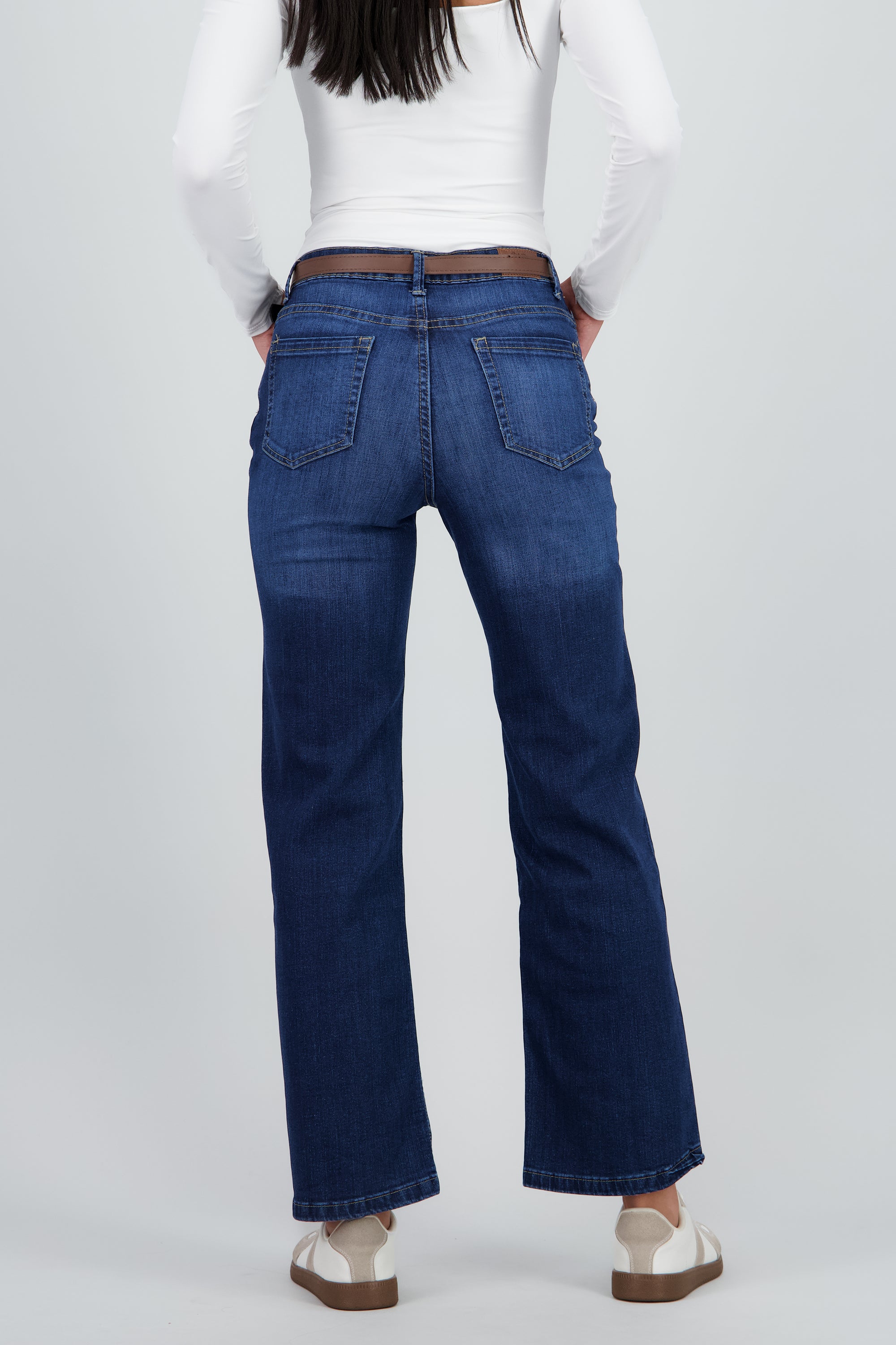 Jeans straight corte básico STONE