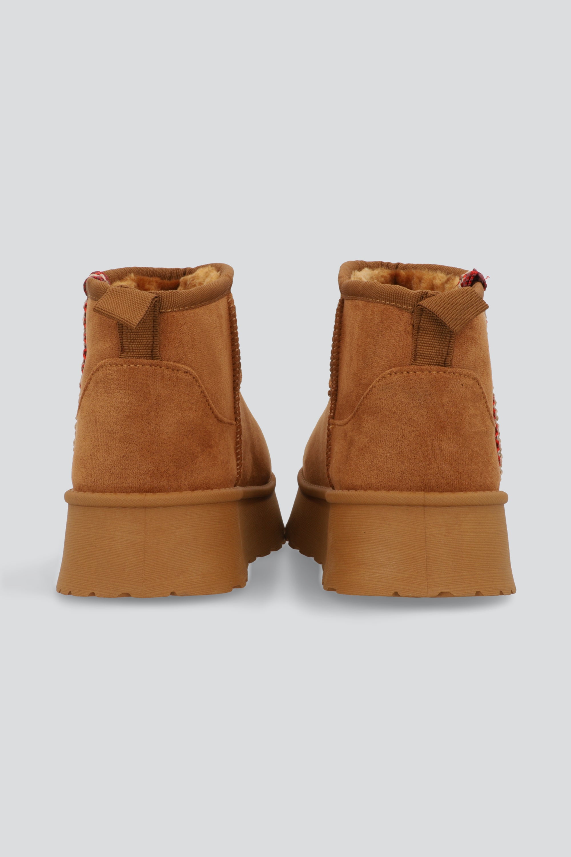 Bota peluche plataforma franja CAMELLO