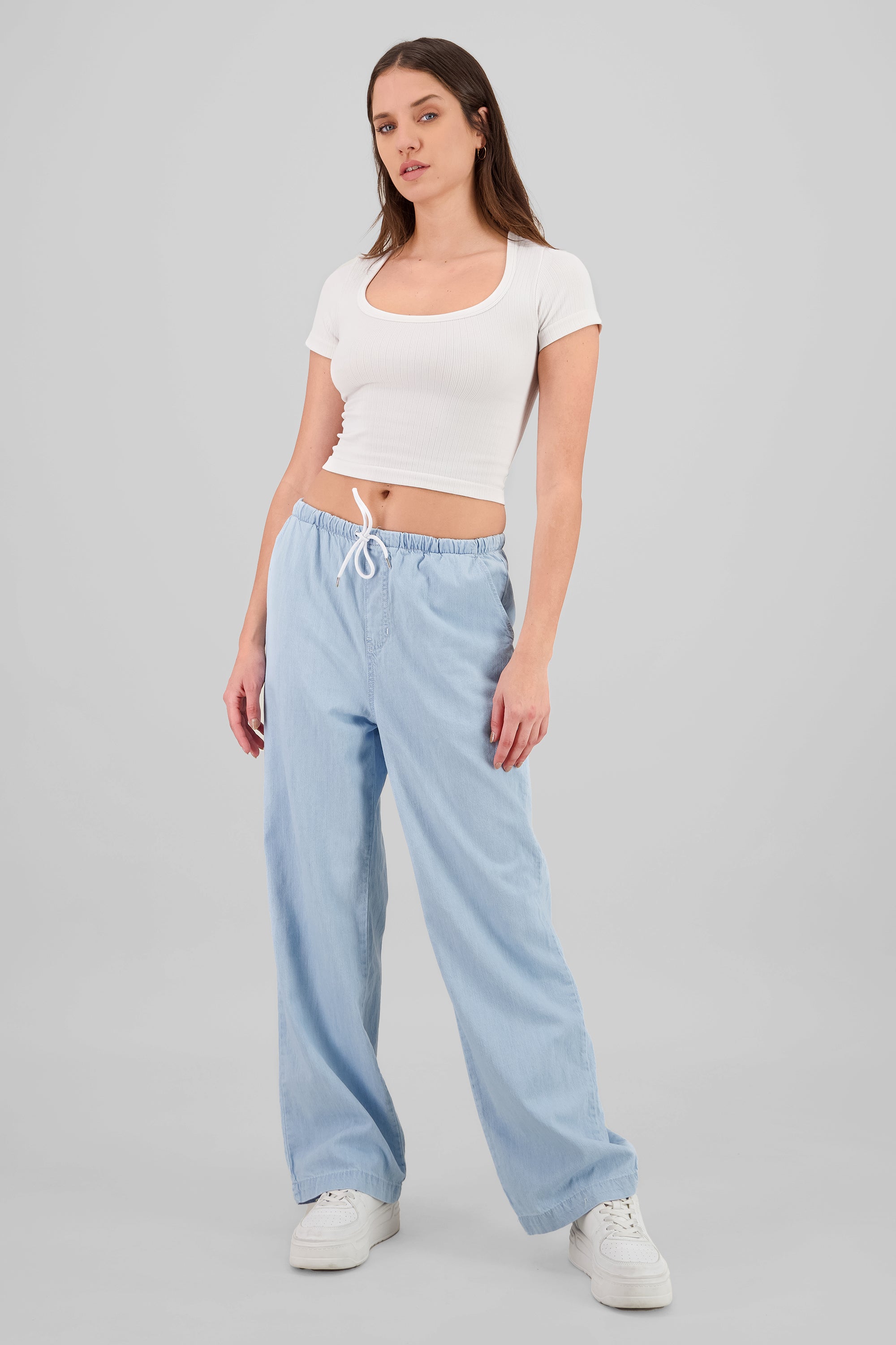 Pantalón wide leg con jareta LIGHT WASH