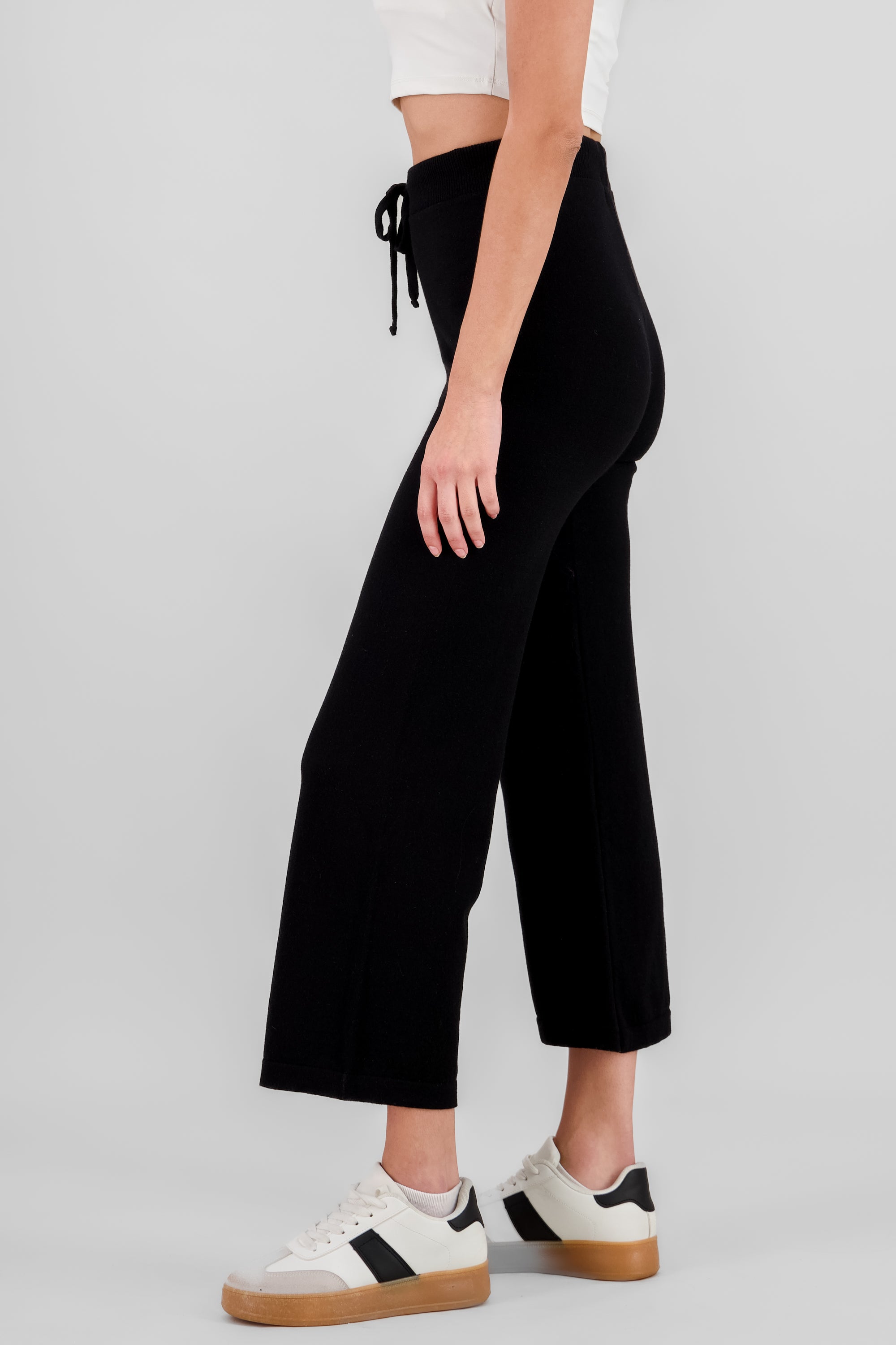 Pantalon tejido liso NEGRO