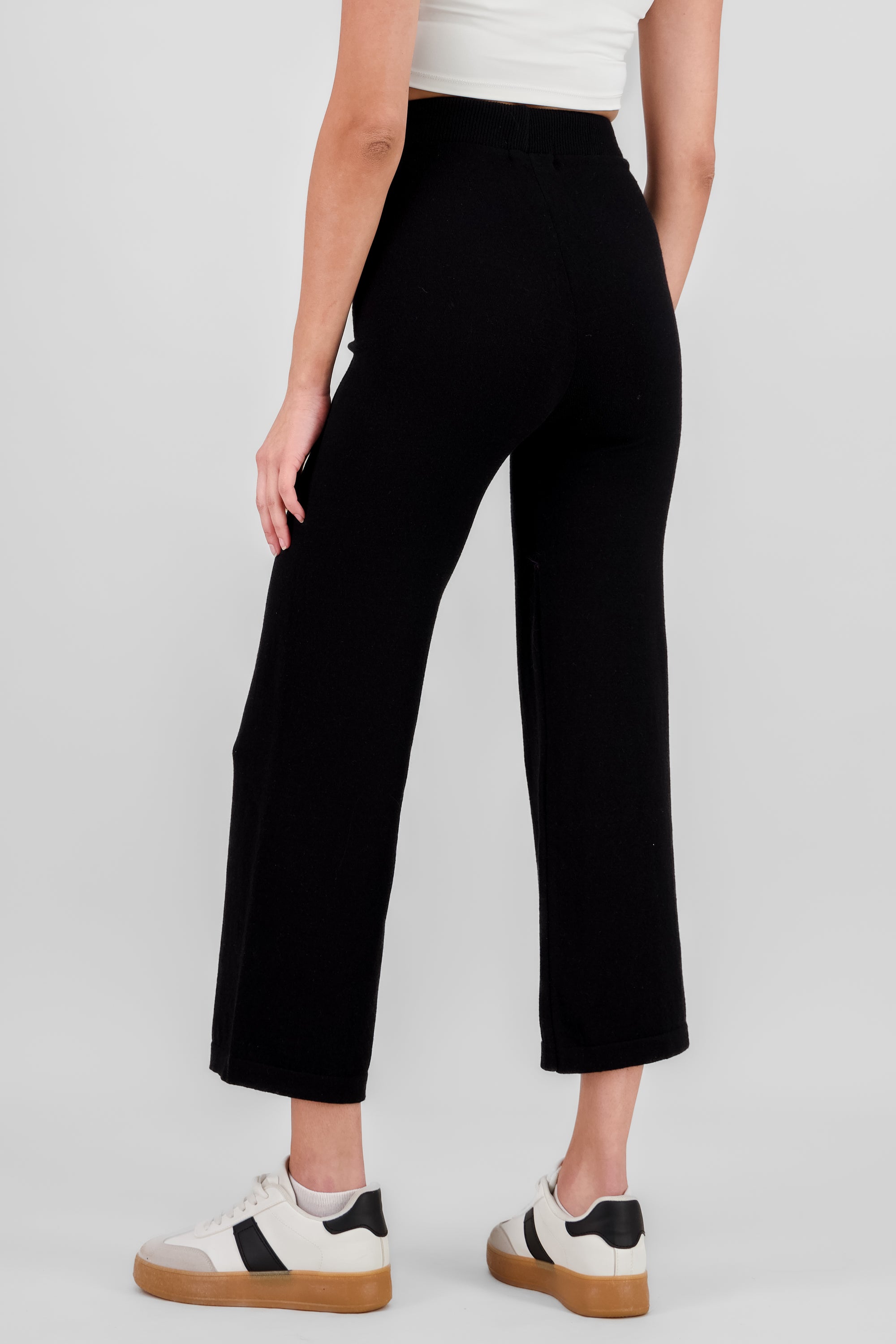 Pantalon tejido liso NEGRO