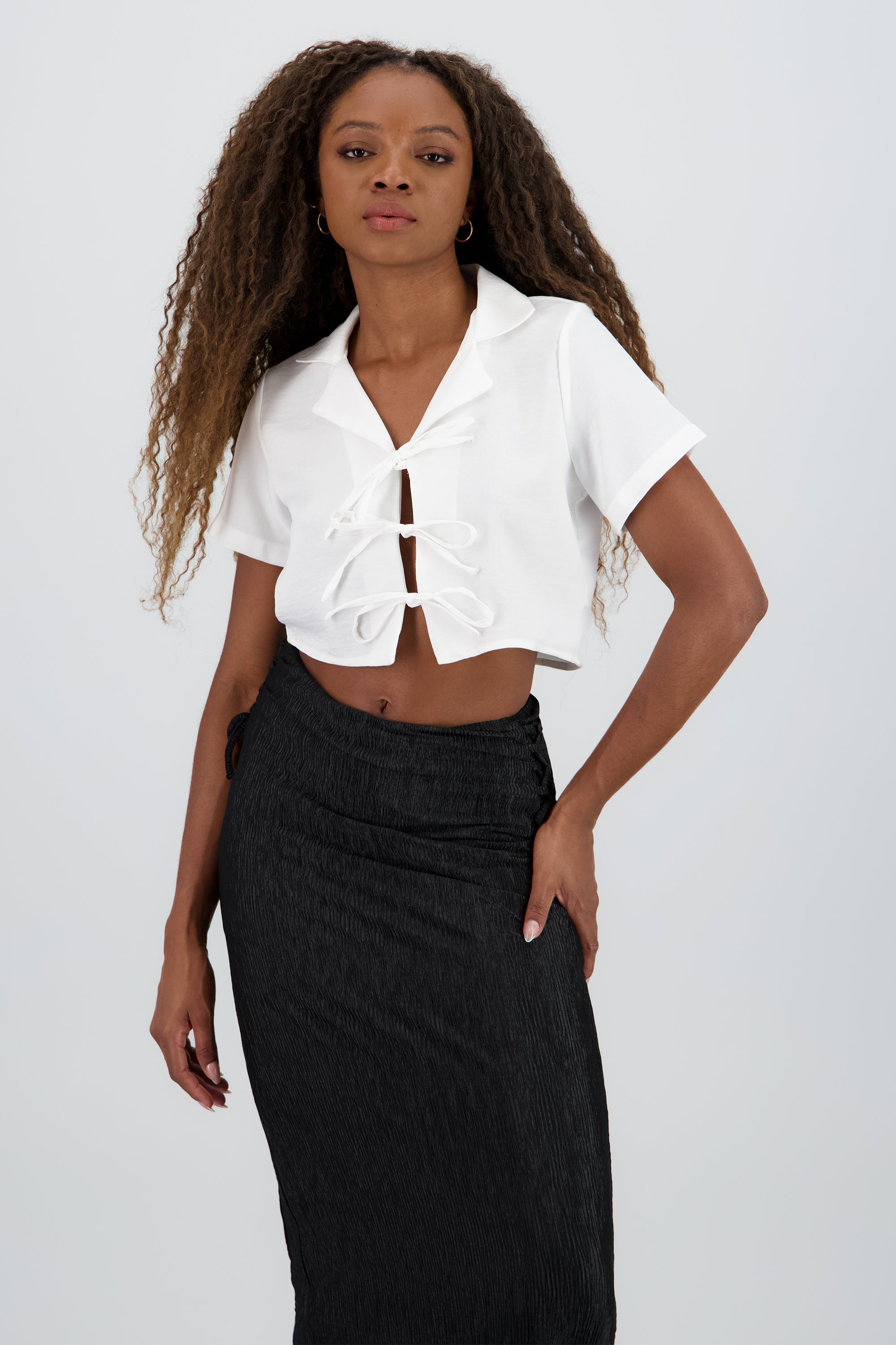 Camisa crop detalle lazo BLANCO