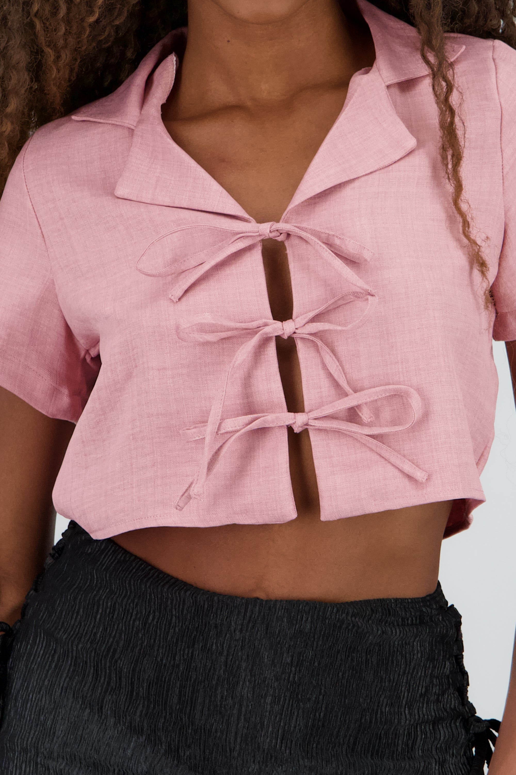 Camisa crop detalle lazo MALVA