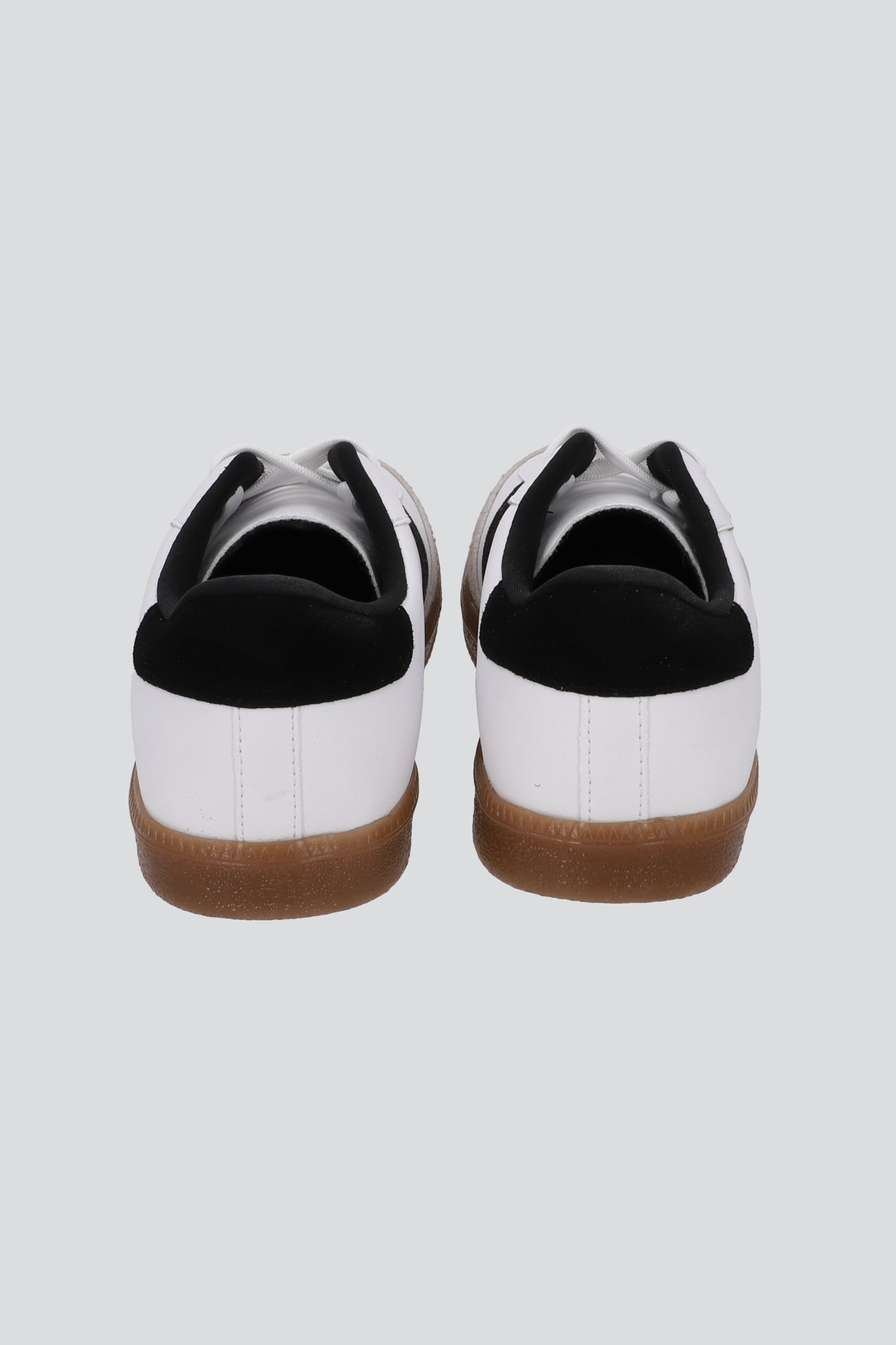 Tenis Dos Líneas Punta Durazno NEGRO