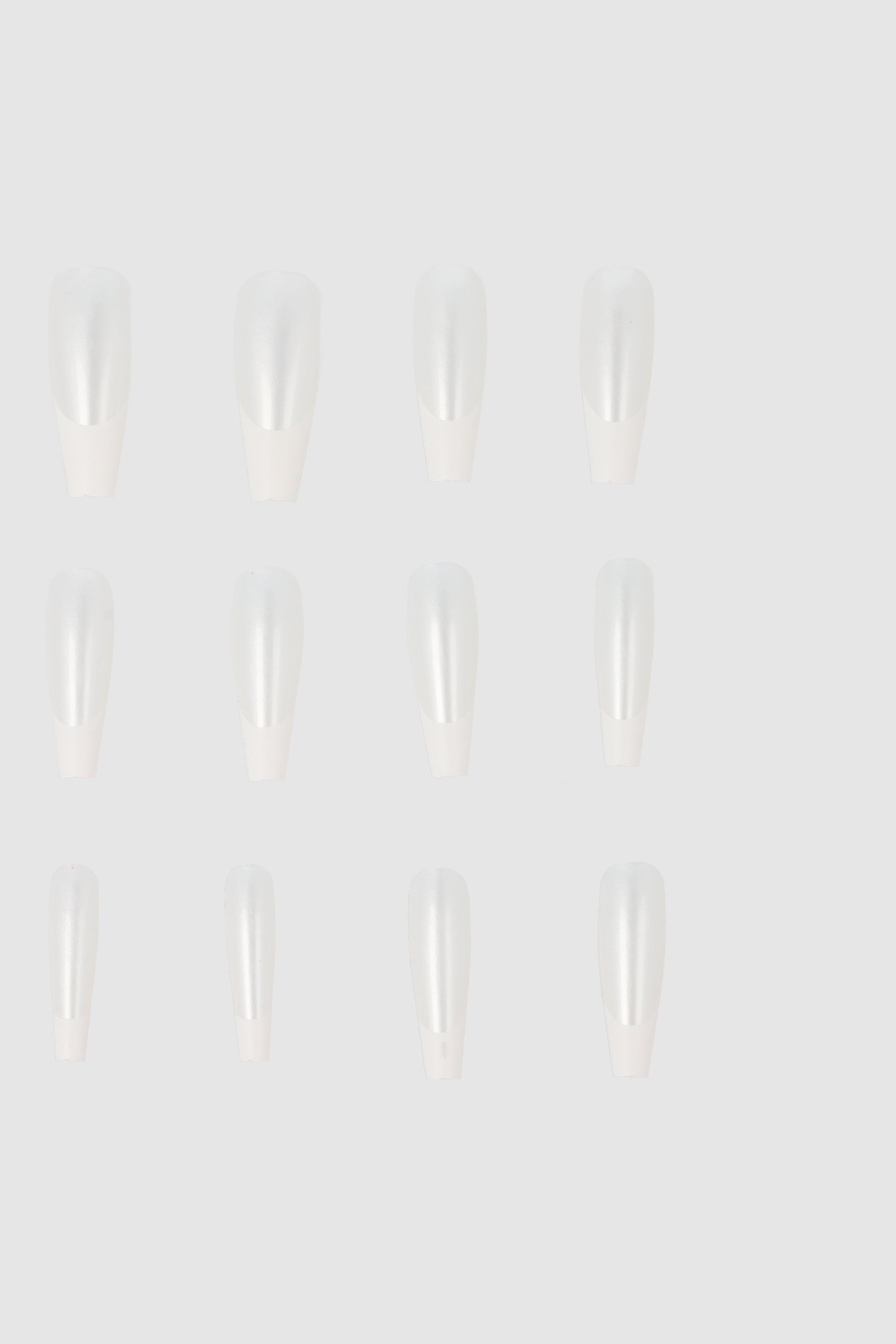 Set 12 uñas french nacarado BLANCO