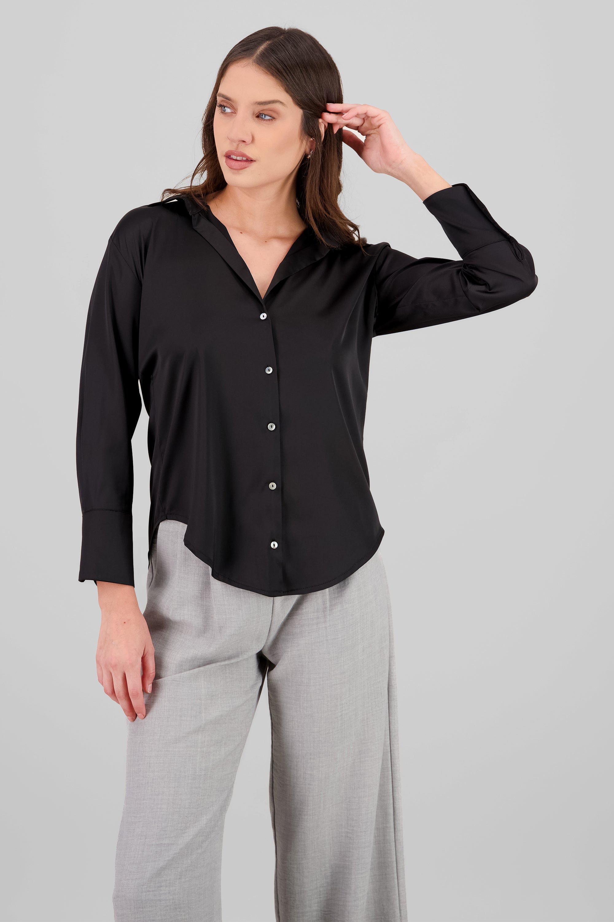 Camisa oversize cuello satin NEGRO